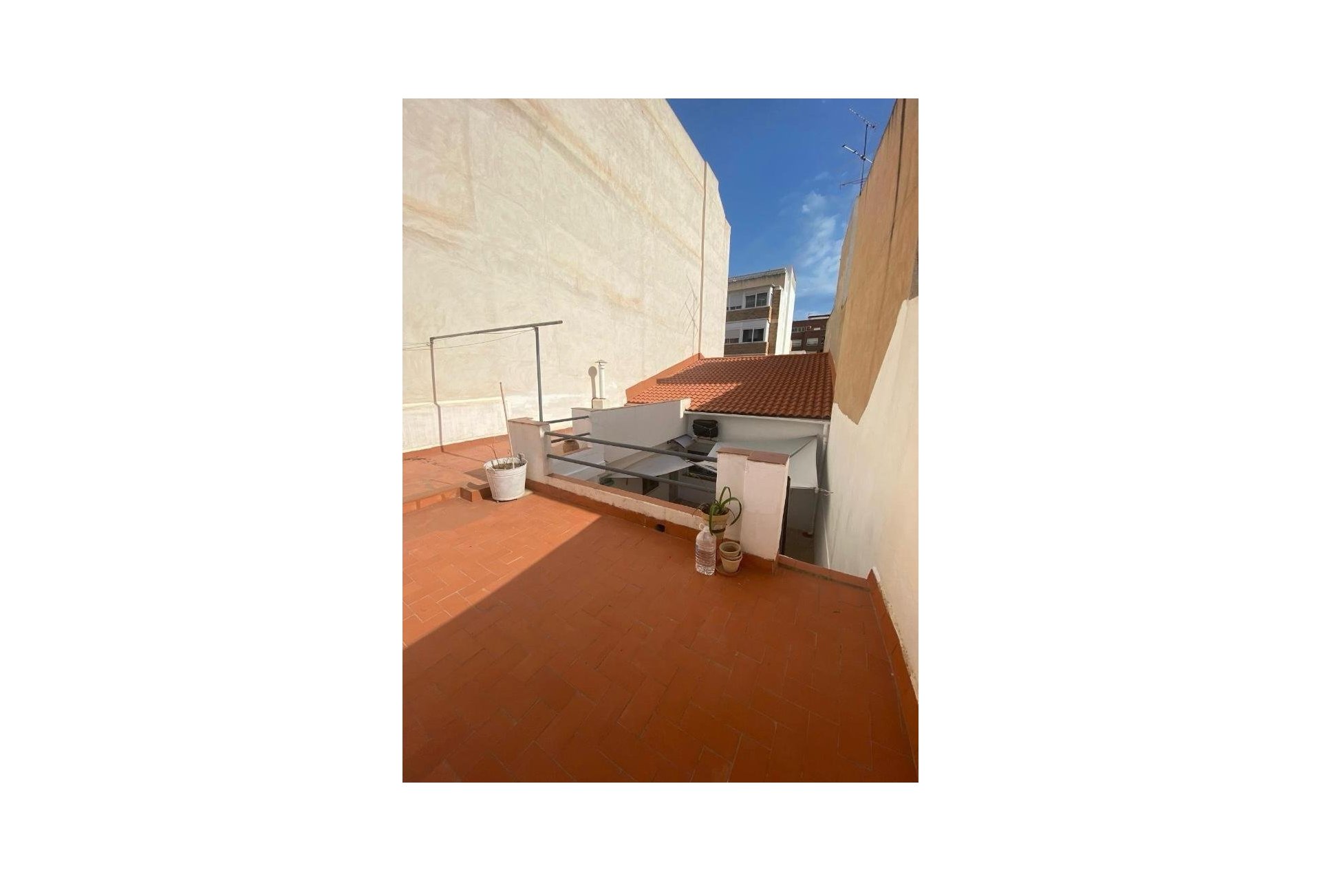 Revânzare - Town House -
Torrevieja - Centro
