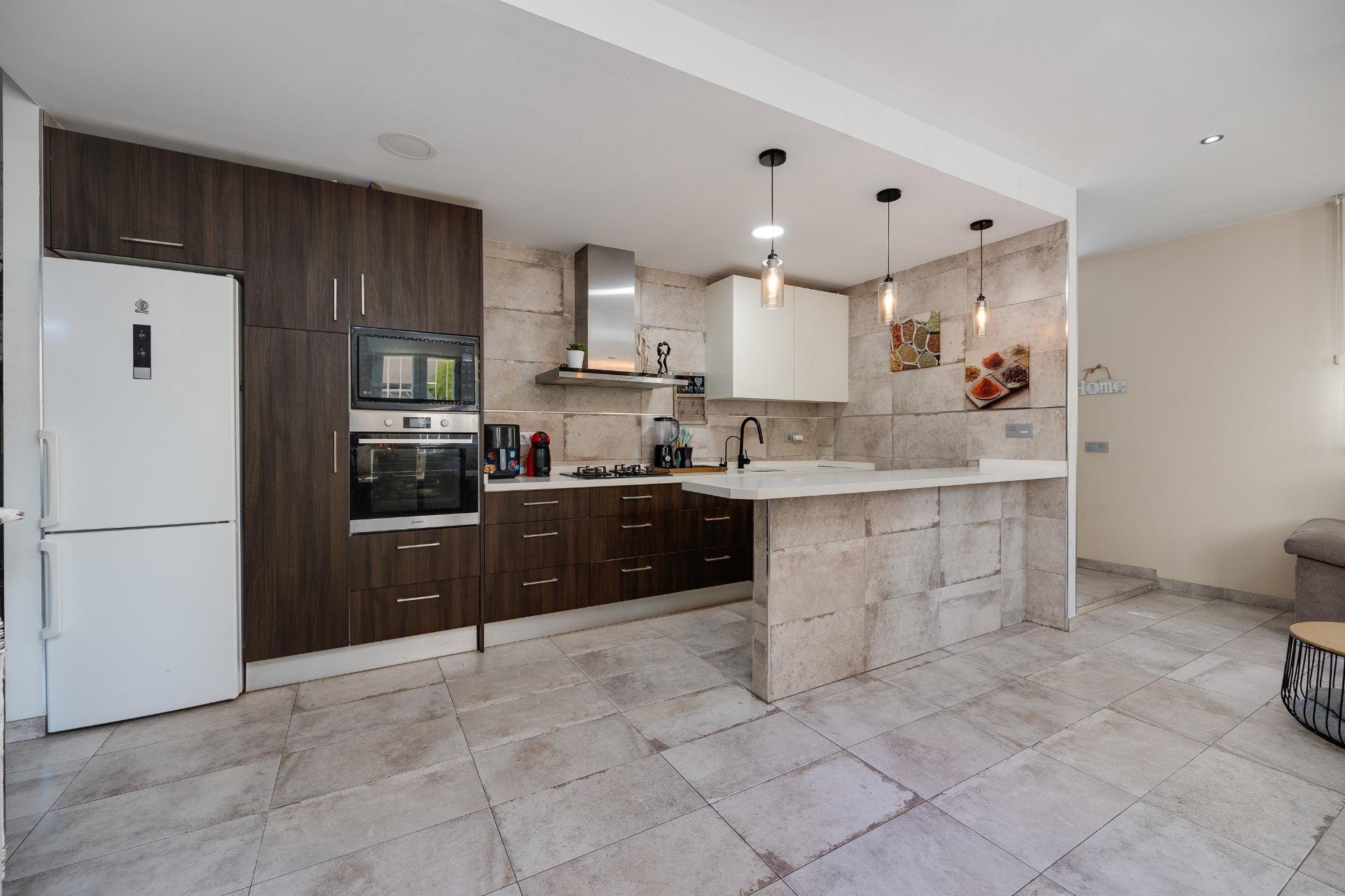 Revânzare - Town House -
Torrevieja - Centro