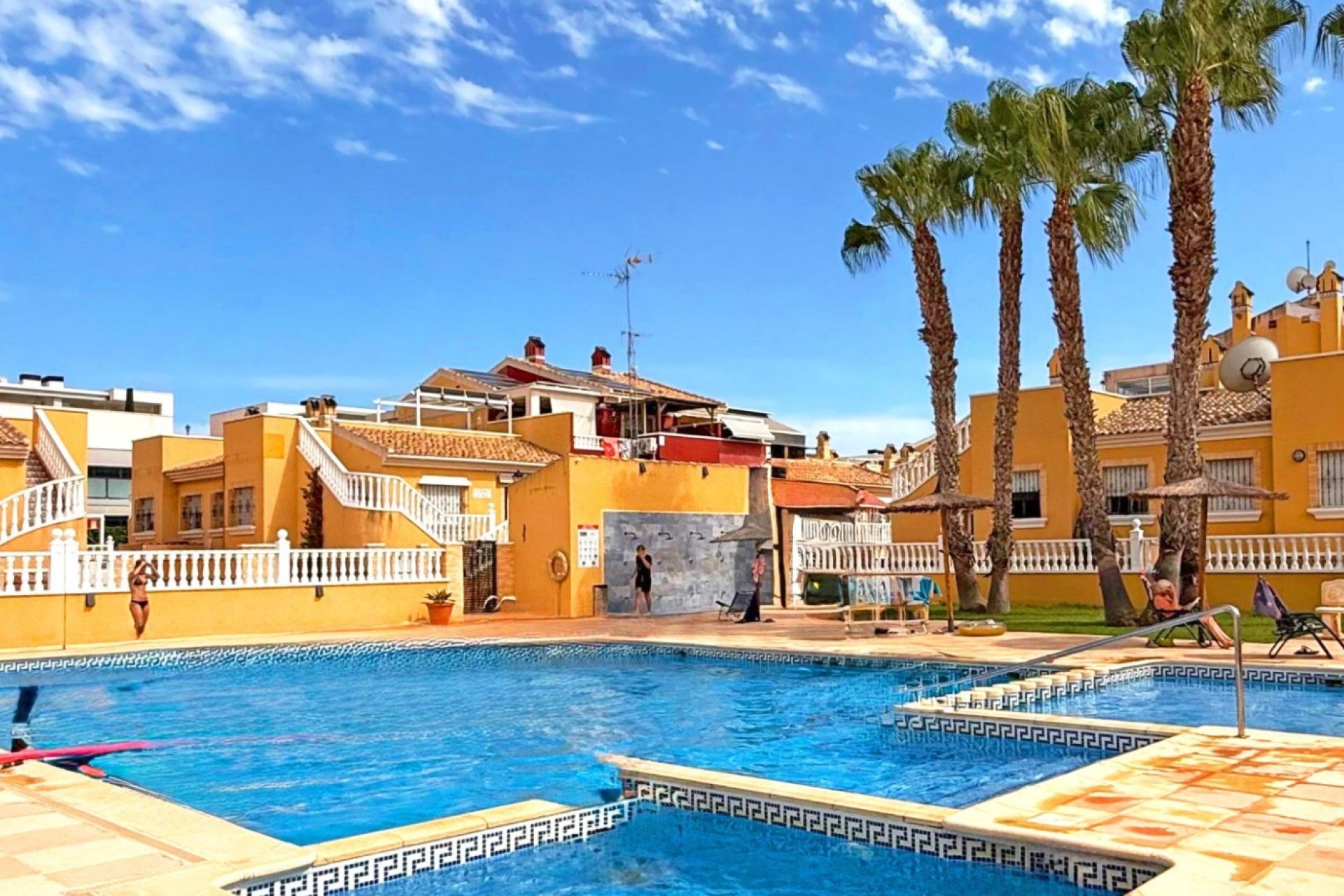 Revânzare - Town House -
Torrevieja - Costa Blanca
