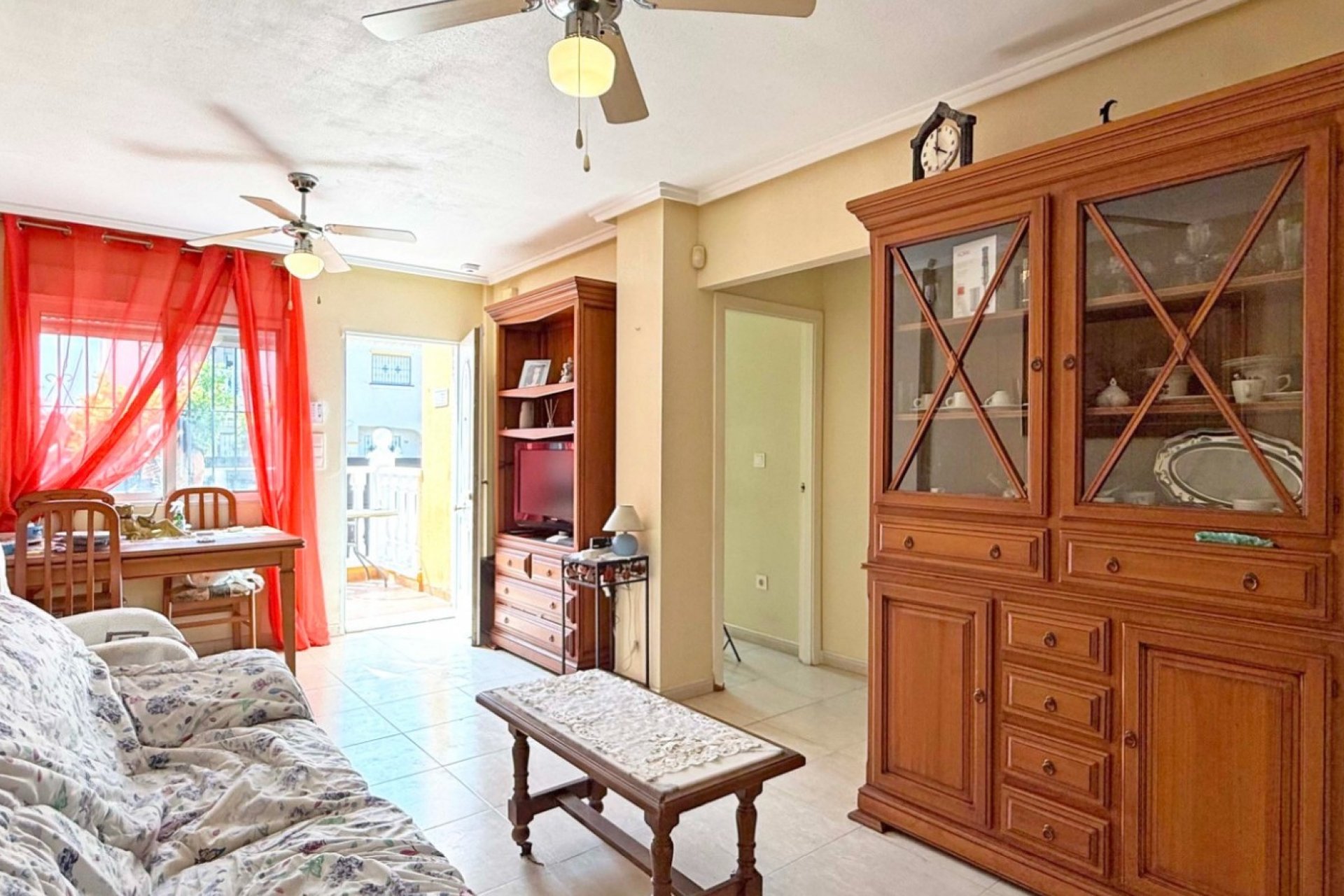 Revânzare - Town House -
Torrevieja - Costa Blanca