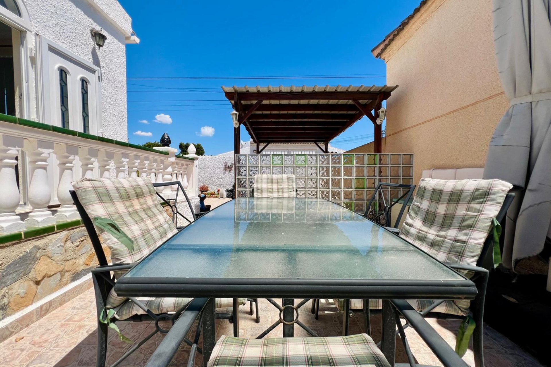 Revânzare - Town House -
Torrevieja - Costa Blanca