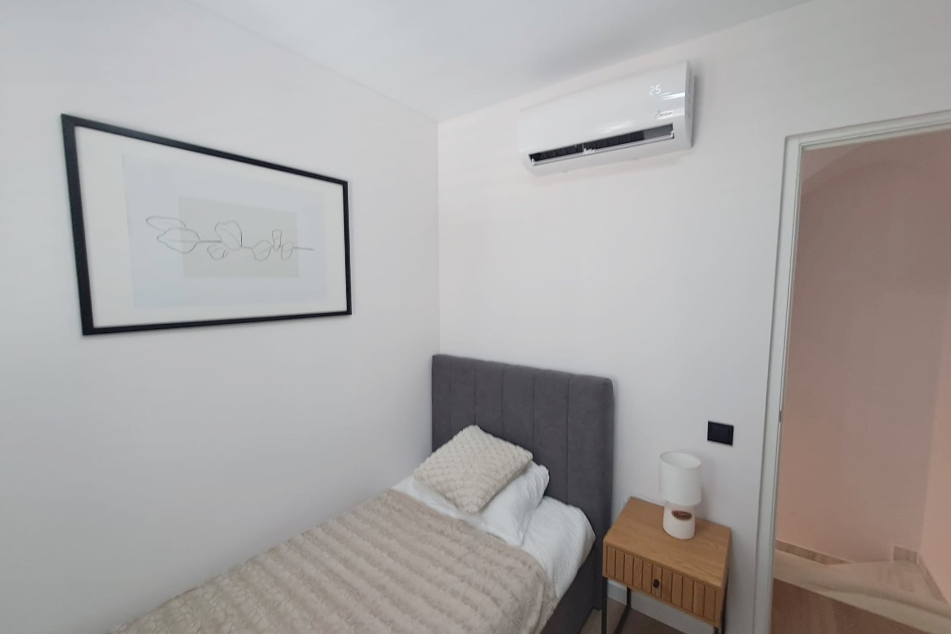 Revânzare - Town House -
Torrevieja - Costa Blanca