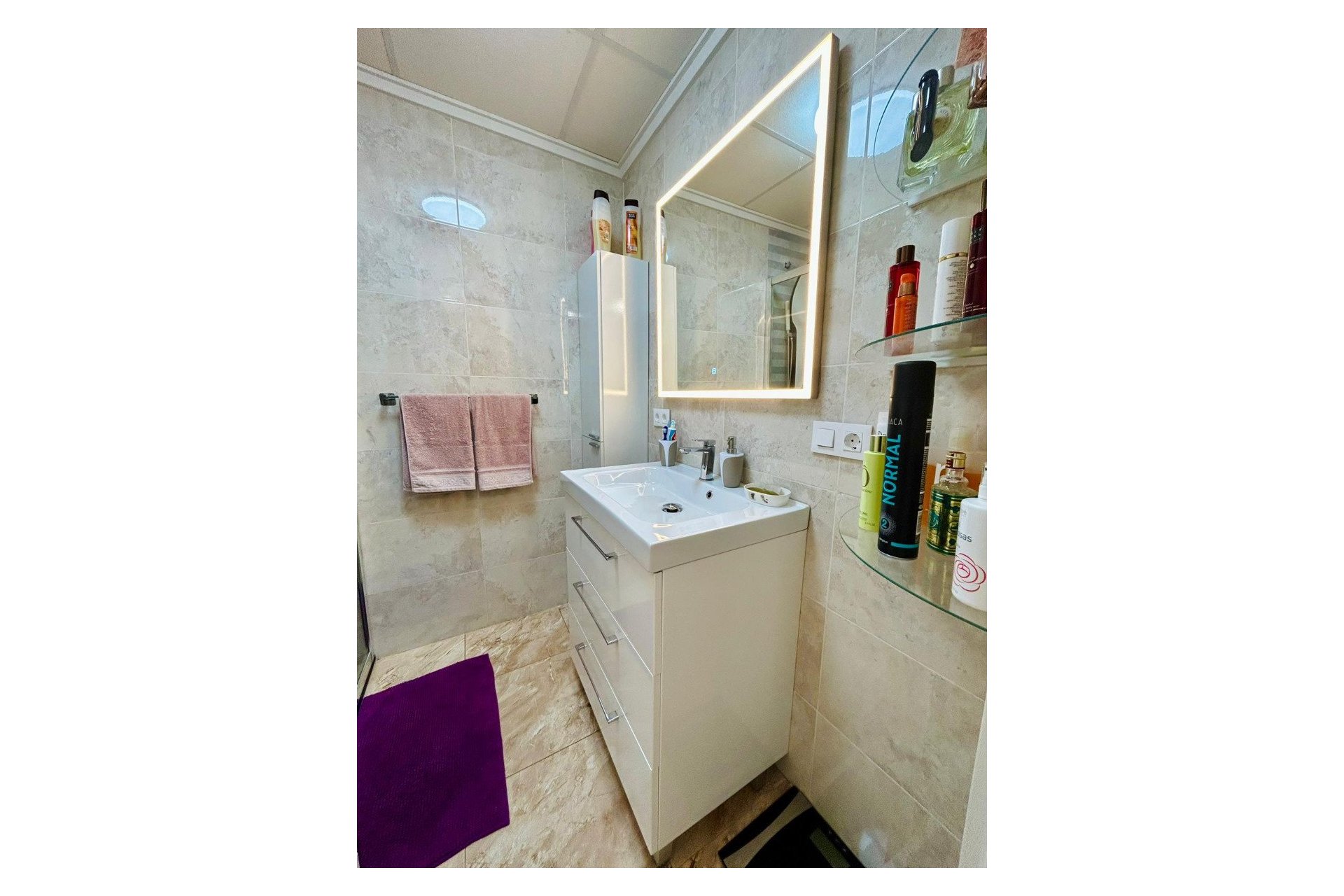 Revânzare - Town House -
Torrevieja - Costa Blanca