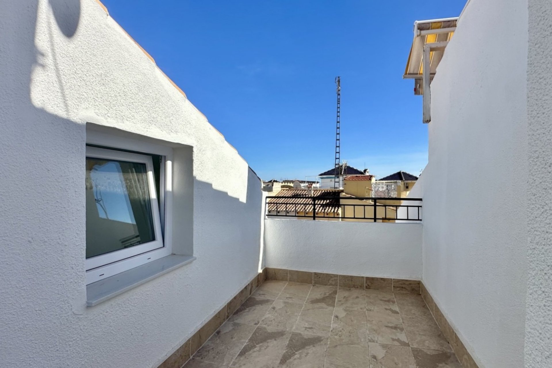 Revânzare - Town House -
Torrevieja - Costa Blanca