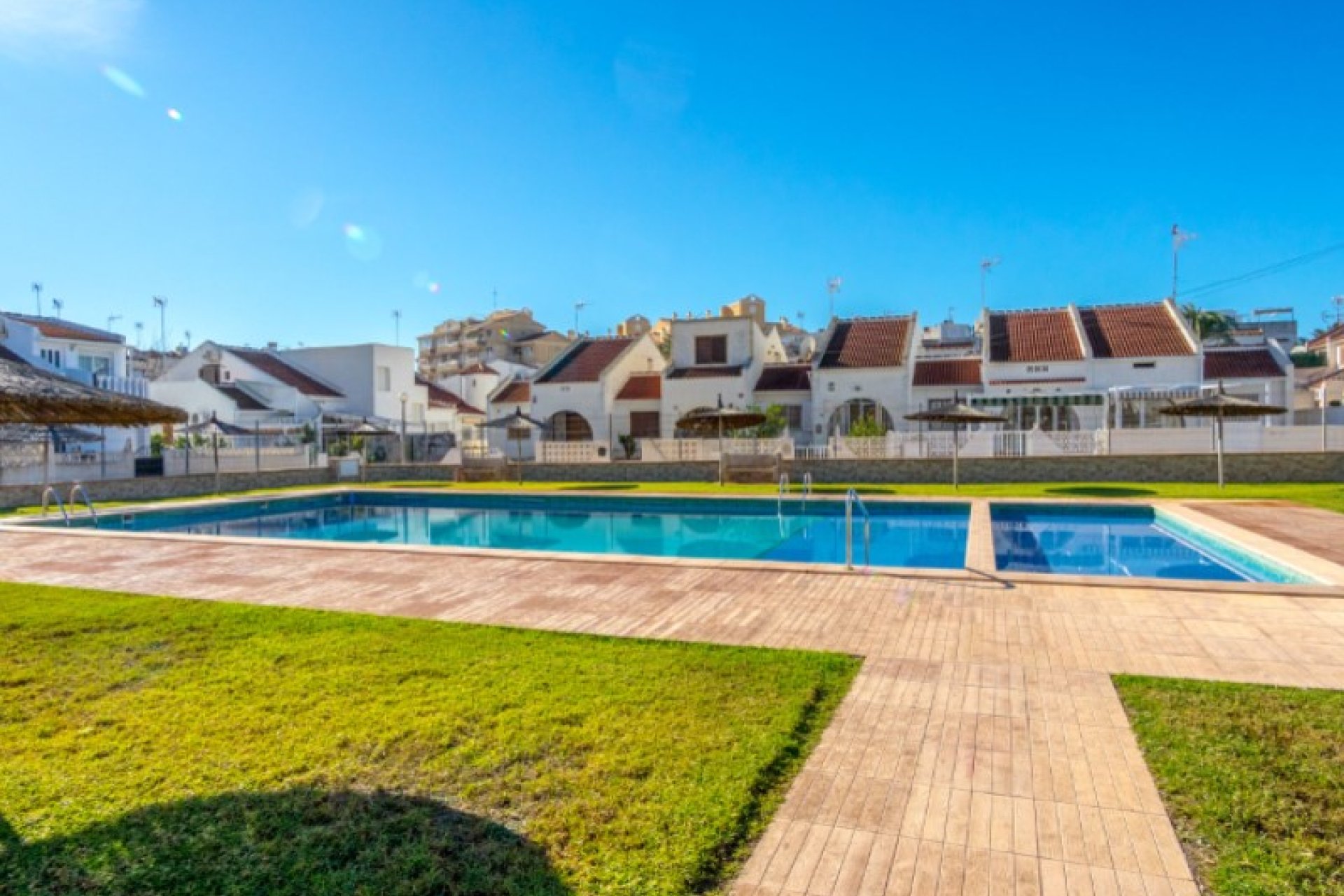 Revânzare - Town House -
Torrevieja - Costa Blanca