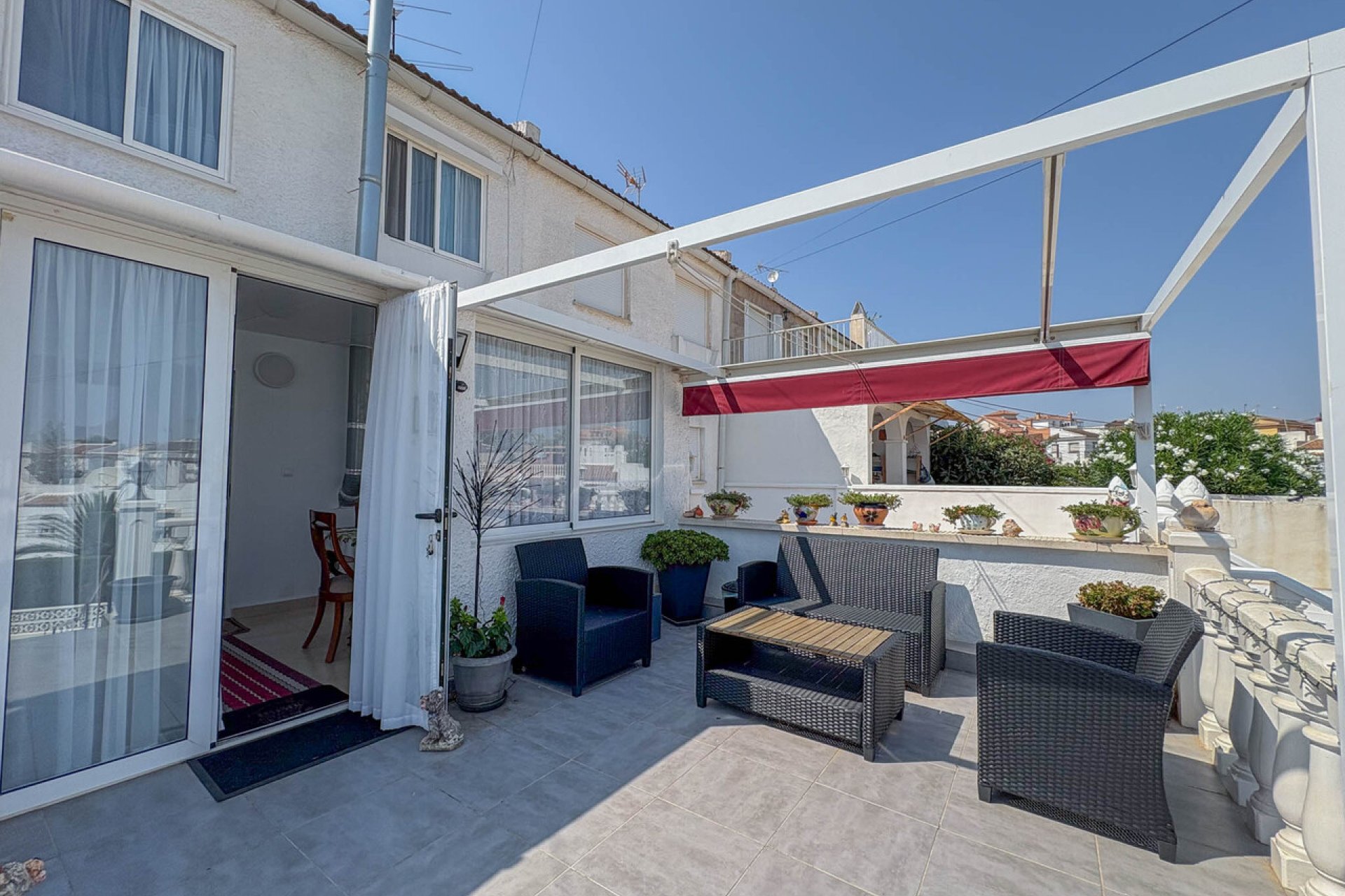 Revânzare - Town House -
Torrevieja - Costa Blanca
