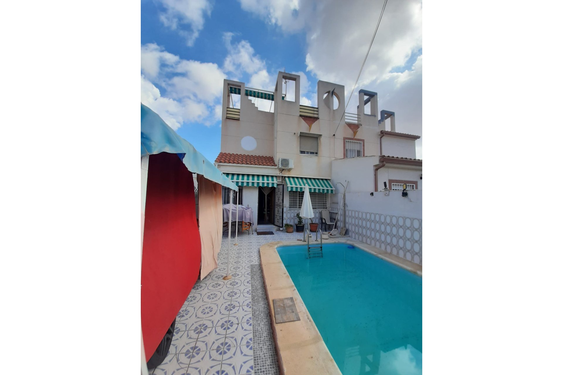 Revânzare - Town House -
Torrevieja - Costa Blanca