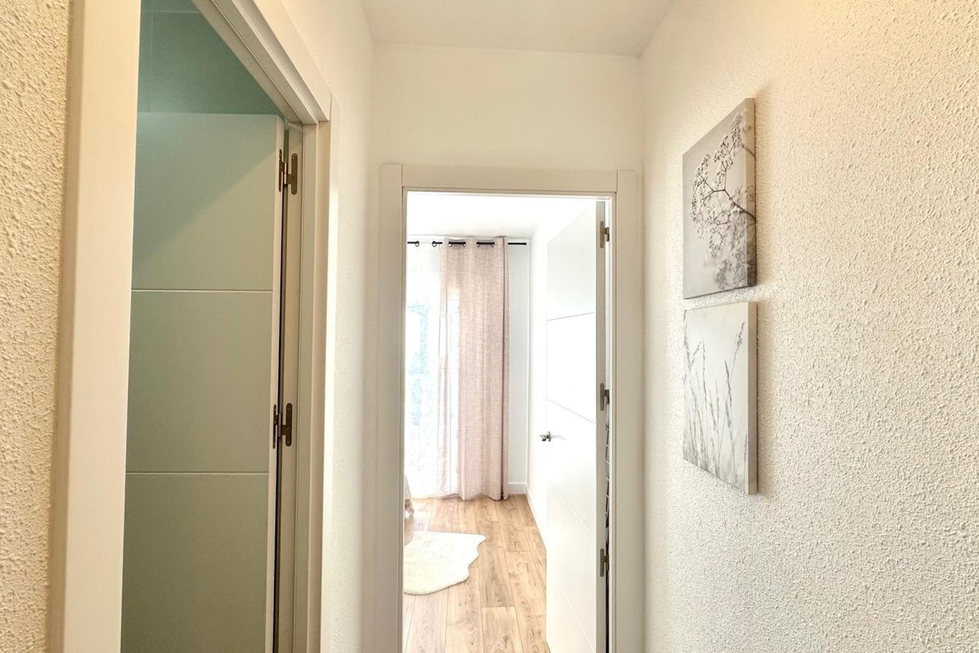 Revânzare - Town House -
Torrevieja - Estacion De Autobuses