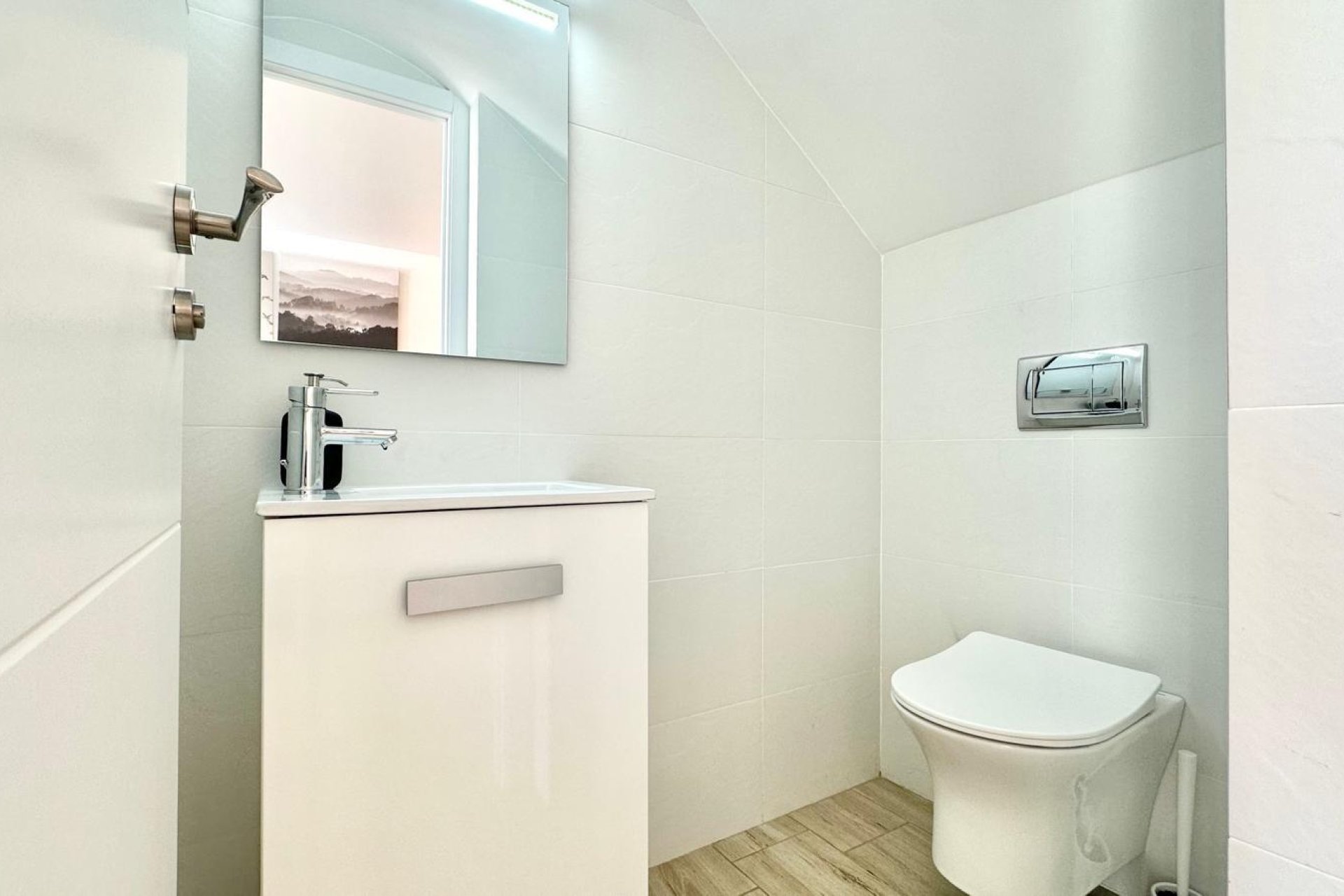 Revânzare - Town House -
Torrevieja - Estacion De Autobuses