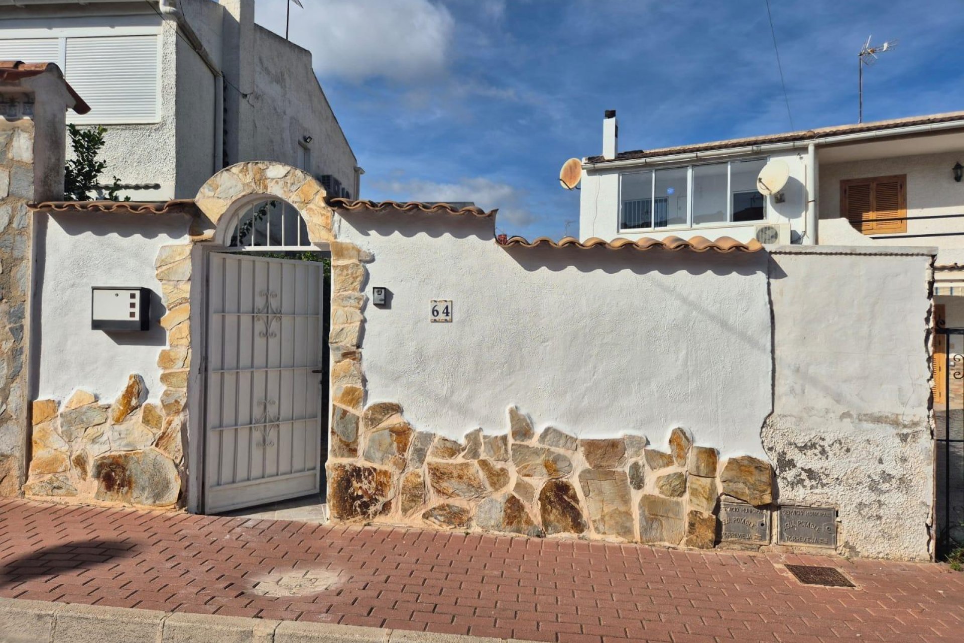 Revânzare - Town House -
Torrevieja - Los Balcones