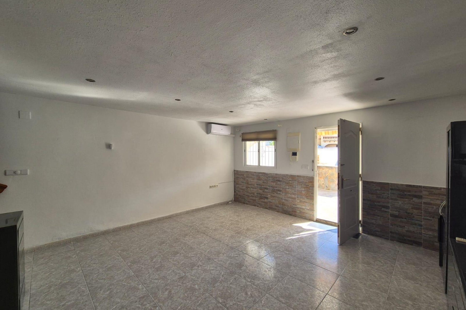 Revânzare - Town House -
Torrevieja - Los Balcones