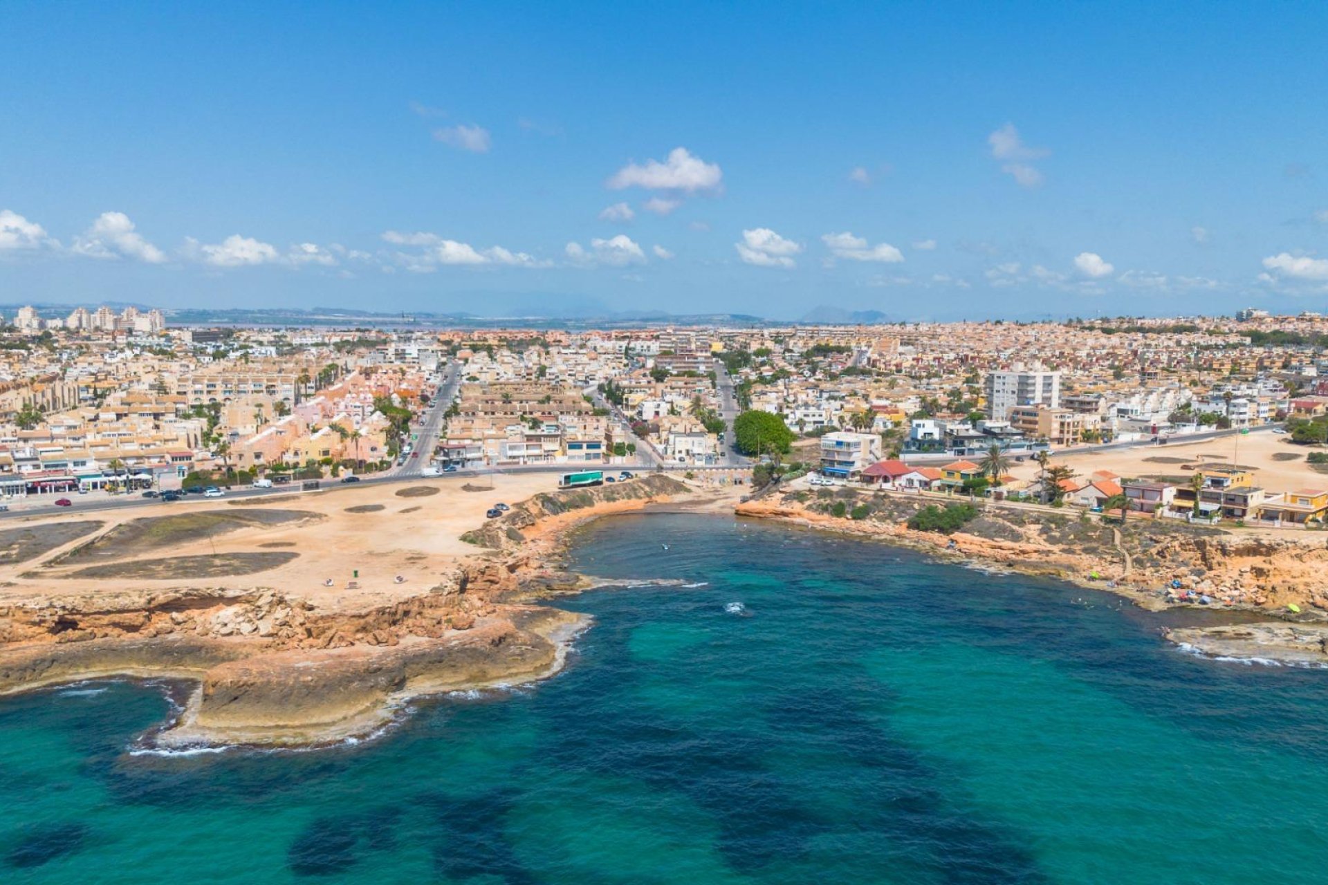 Revânzare - Town House -
Torrevieja - Los Frutales