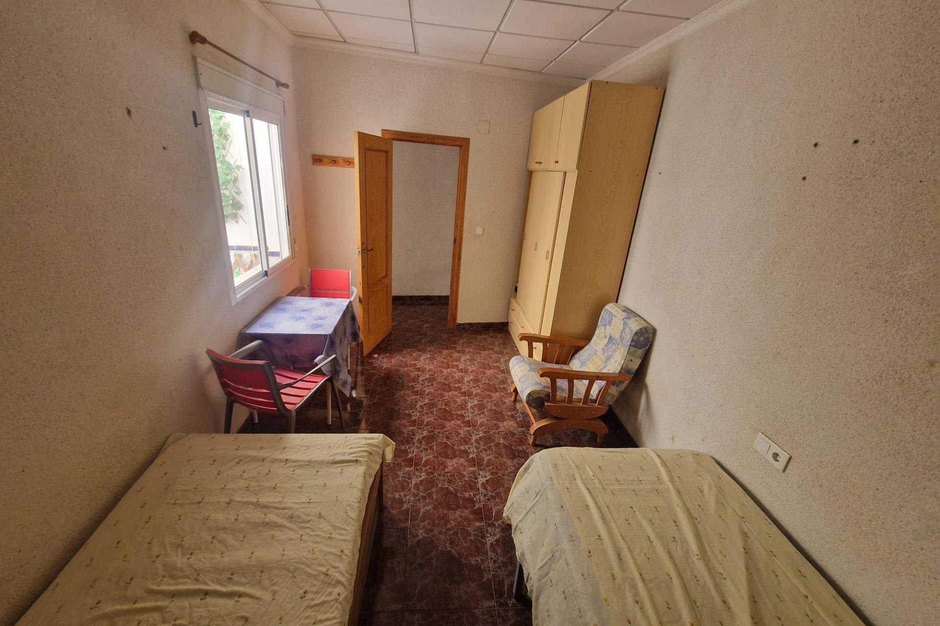 Revânzare - Town House -
Torrevieja