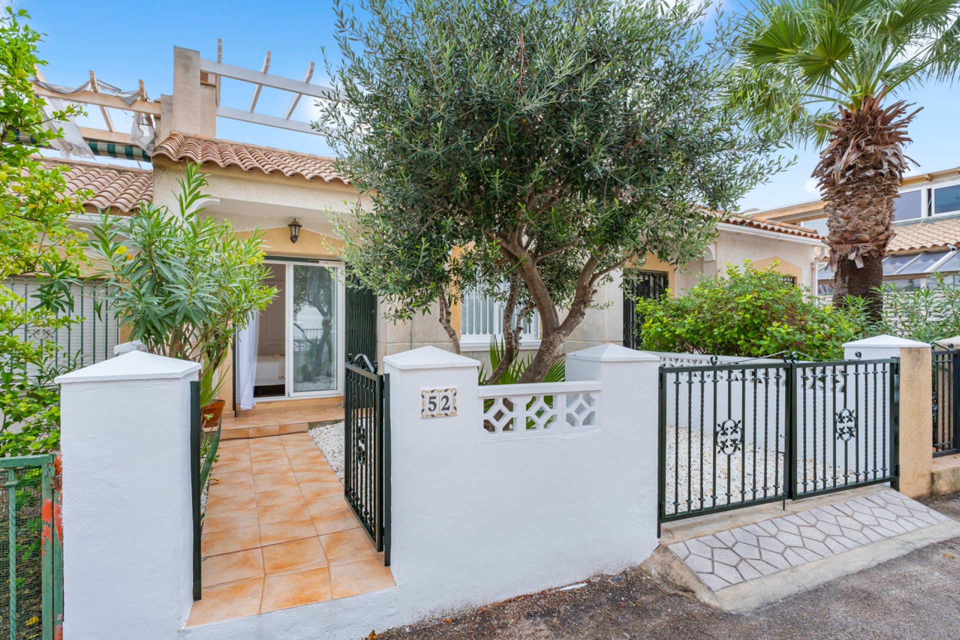 Revânzare - Town House -
Villamartin - Costa Blanca