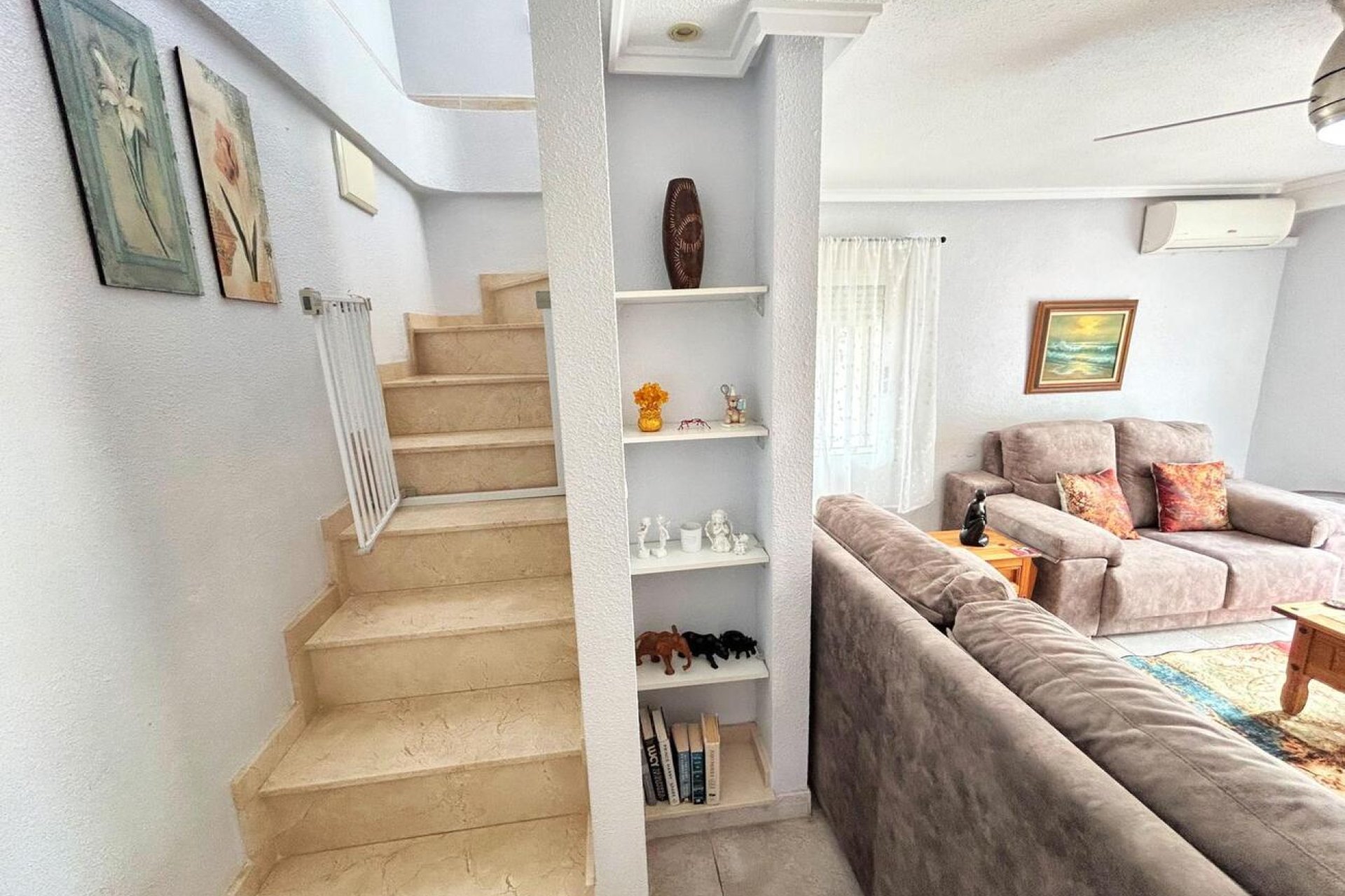 Revânzare - Town House -
Villamartin - Costa Blanca