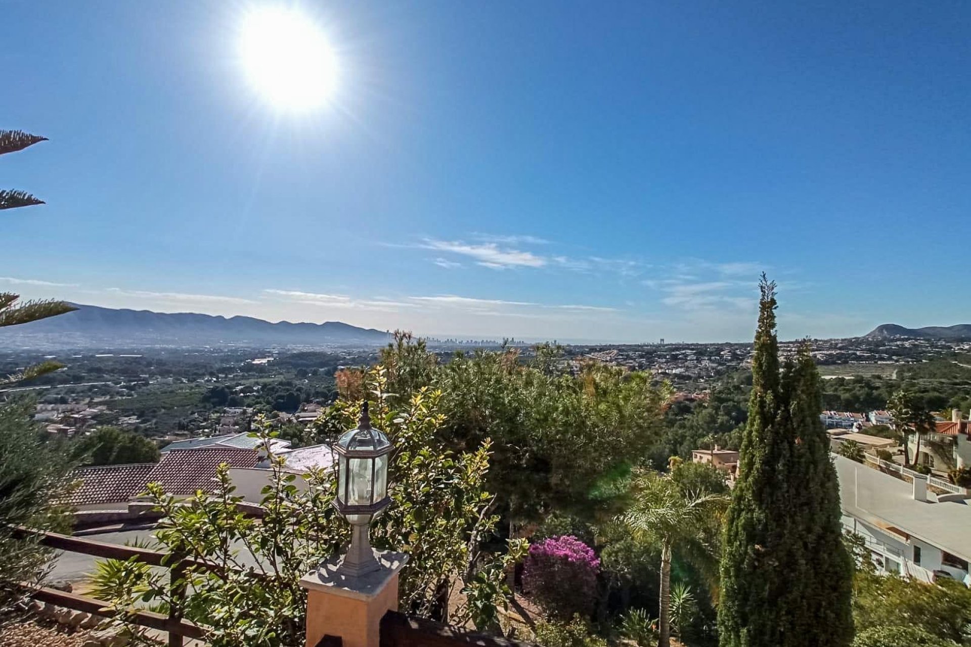 Revânzare - Vilă -
Alfas del Pí - Costa Blanca