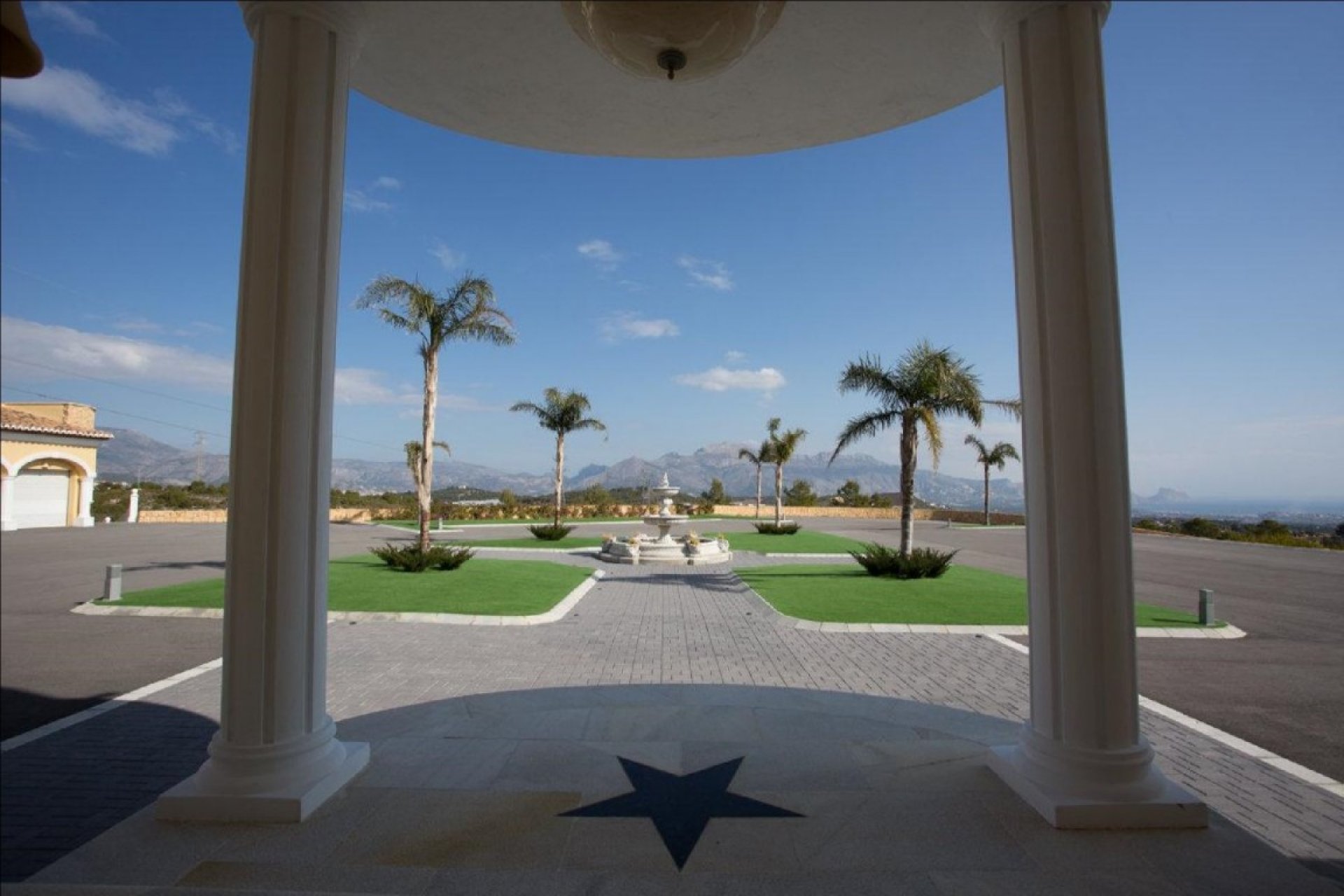 Revânzare - Vilă -
La Nucía - Costa Blanca