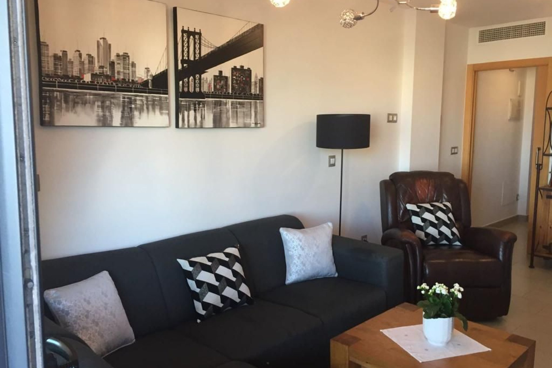 Revente - Appartement -
Alfas del Pí - Costa Blanca