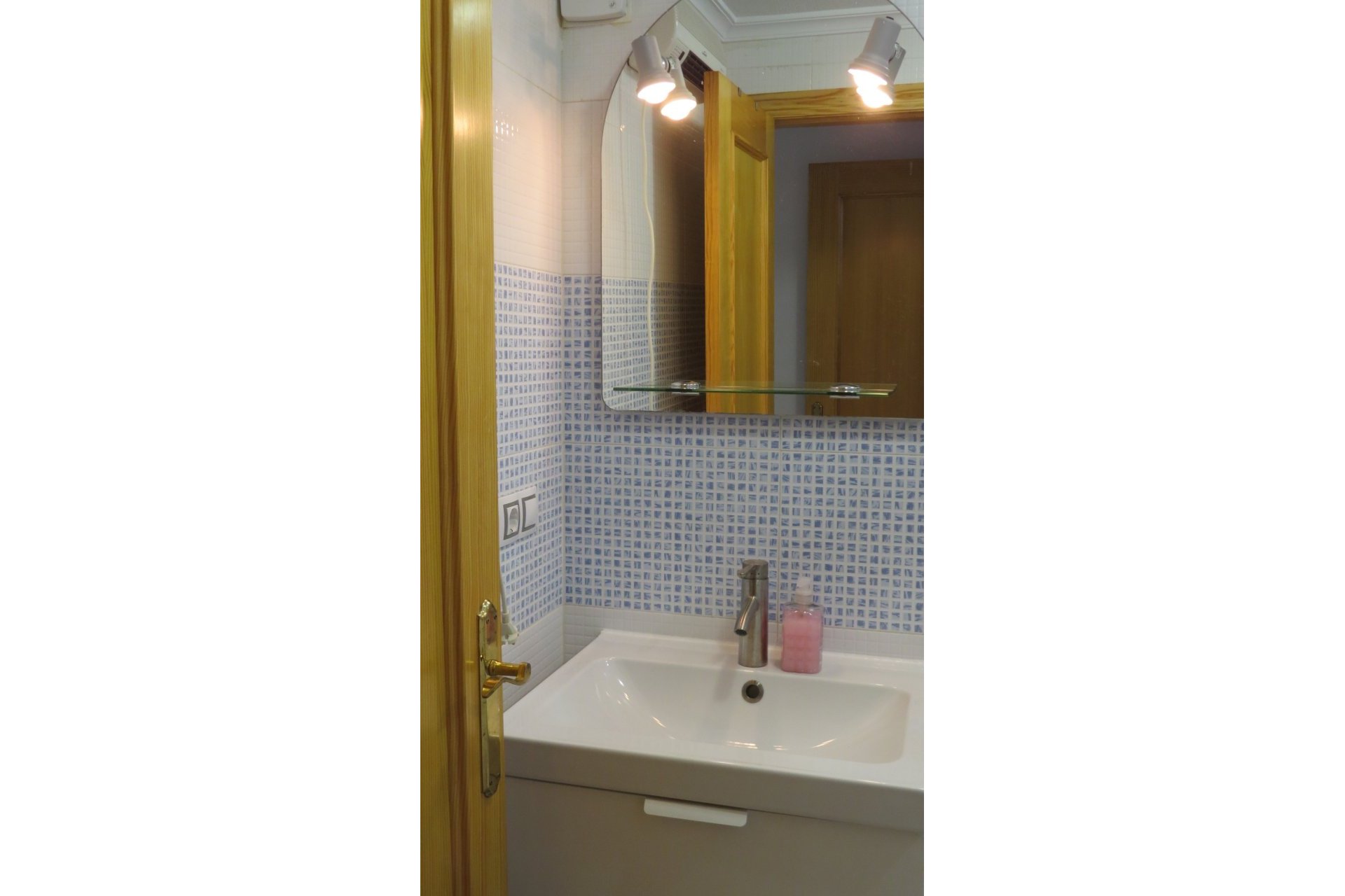 Revente - Appartement -
Almoradí - Inland