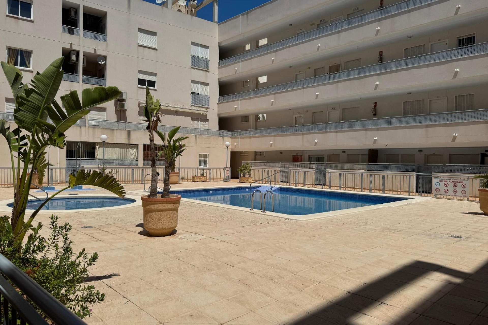 Revente - Appartement -
Almoradí - Inland
