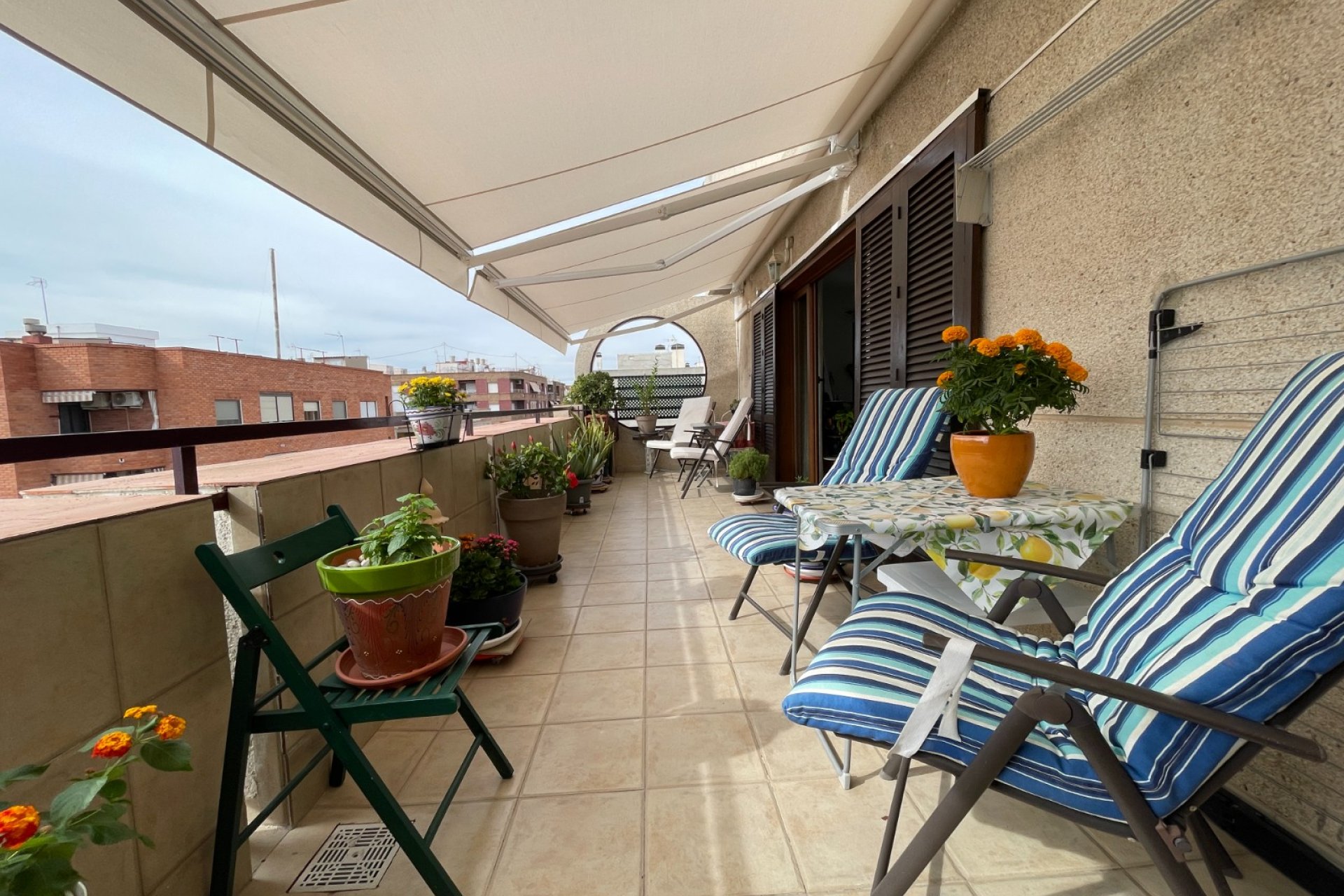 Revente - Appartement -
Almoradí - Inland