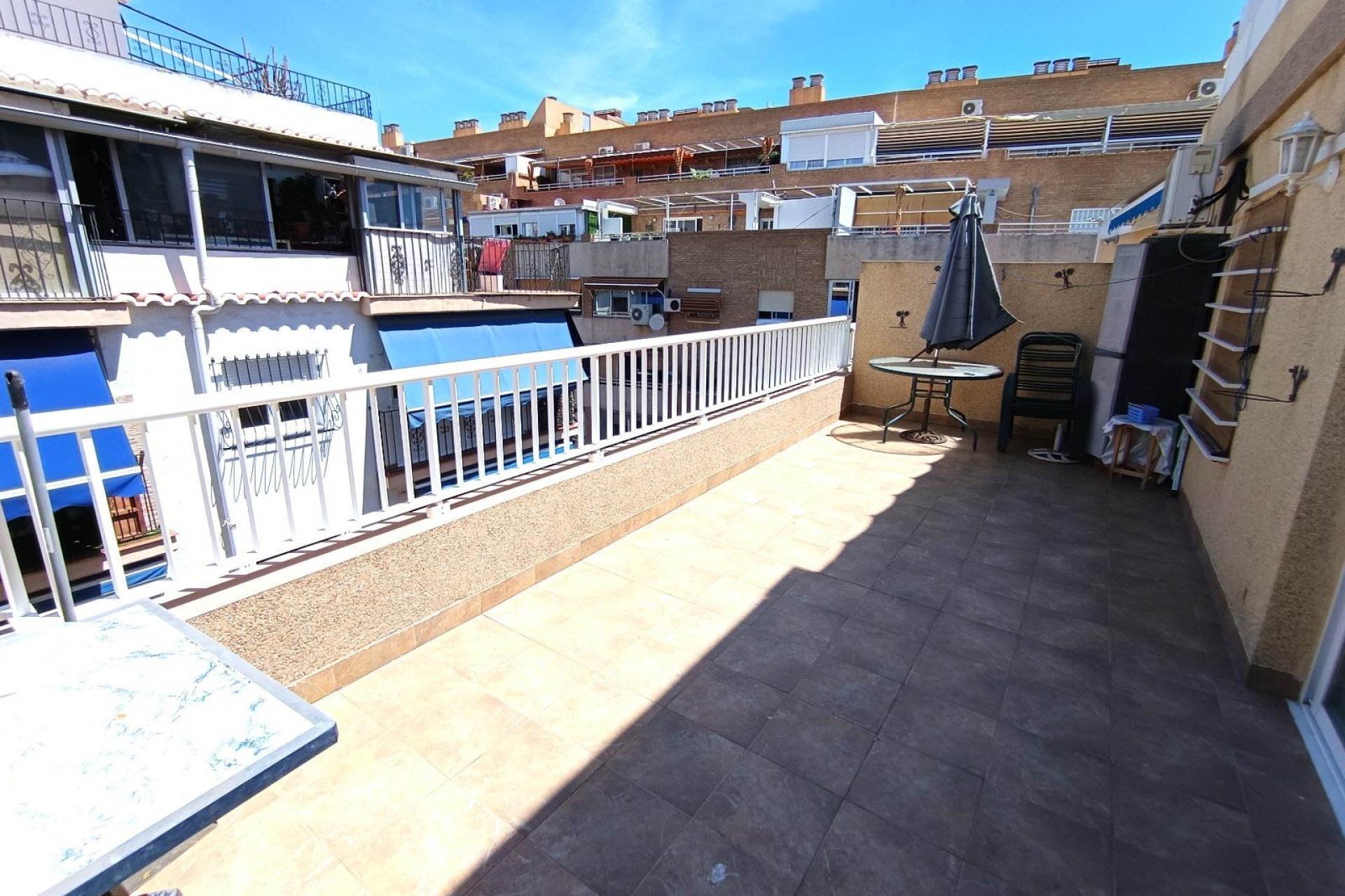 Revente - Appartement -
Benidorm - Centro