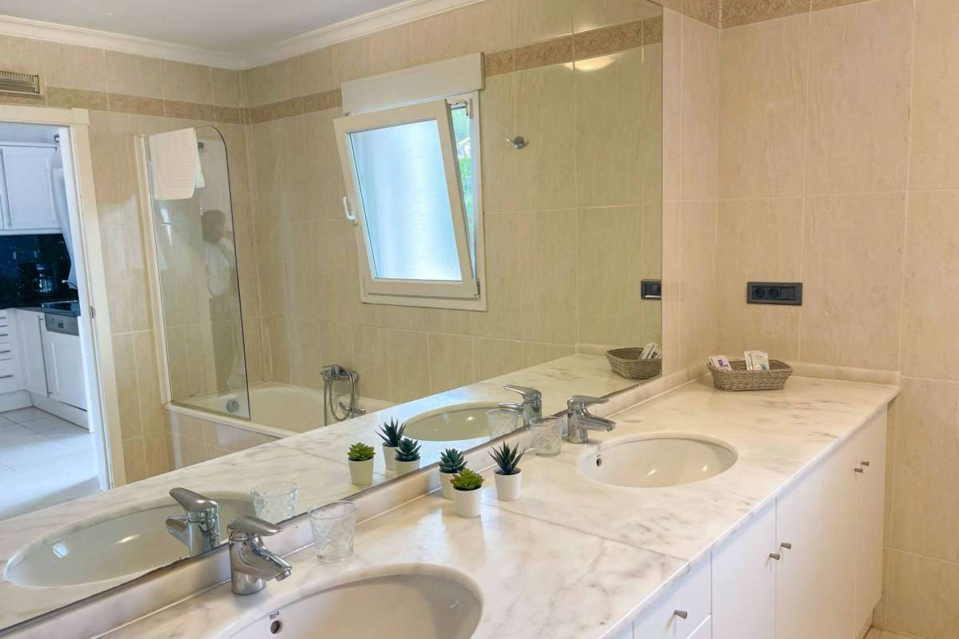Revente - Appartement -
Benissa Costa - Costa Blanca