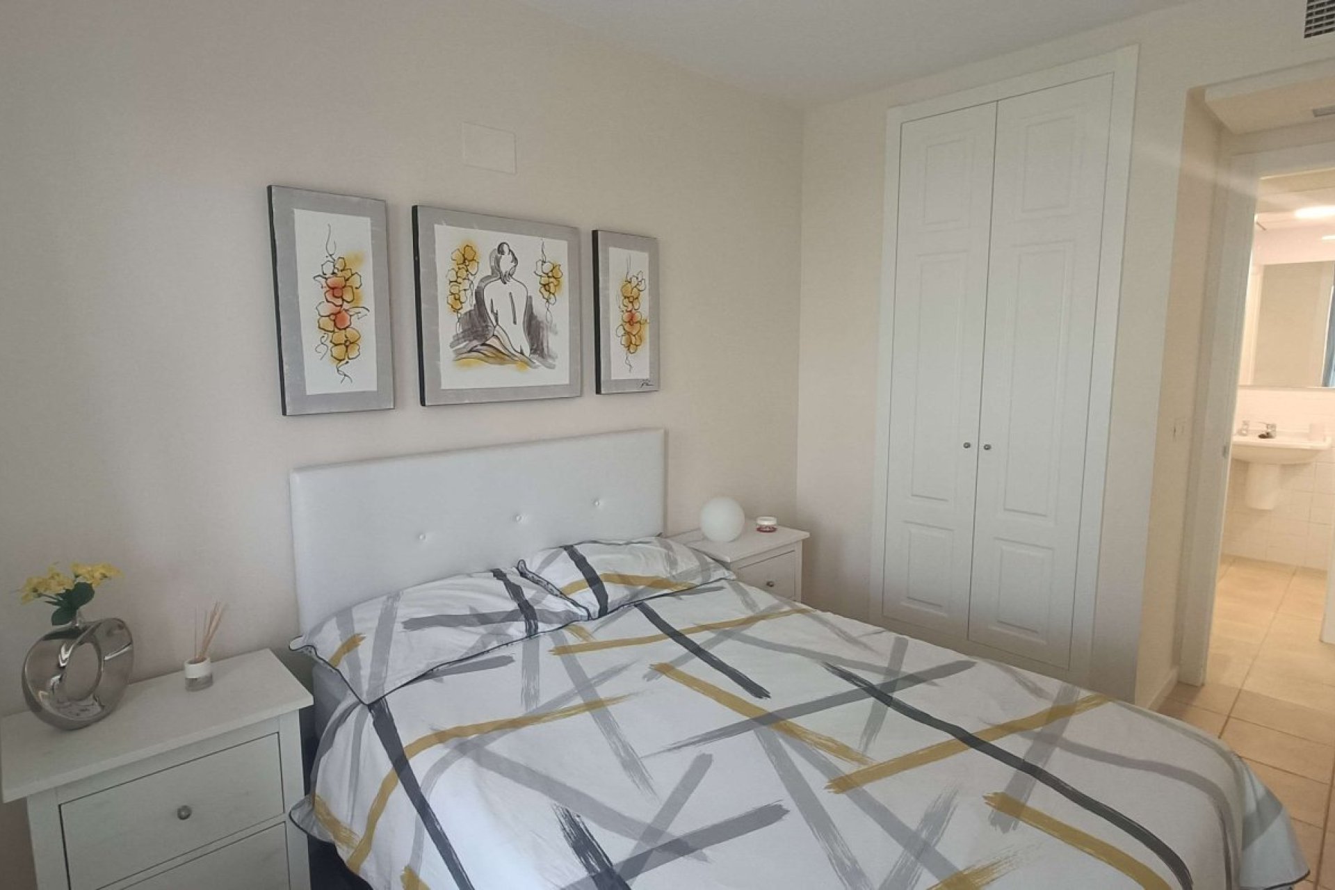 Revente - Appartement -
Corvera - Inland