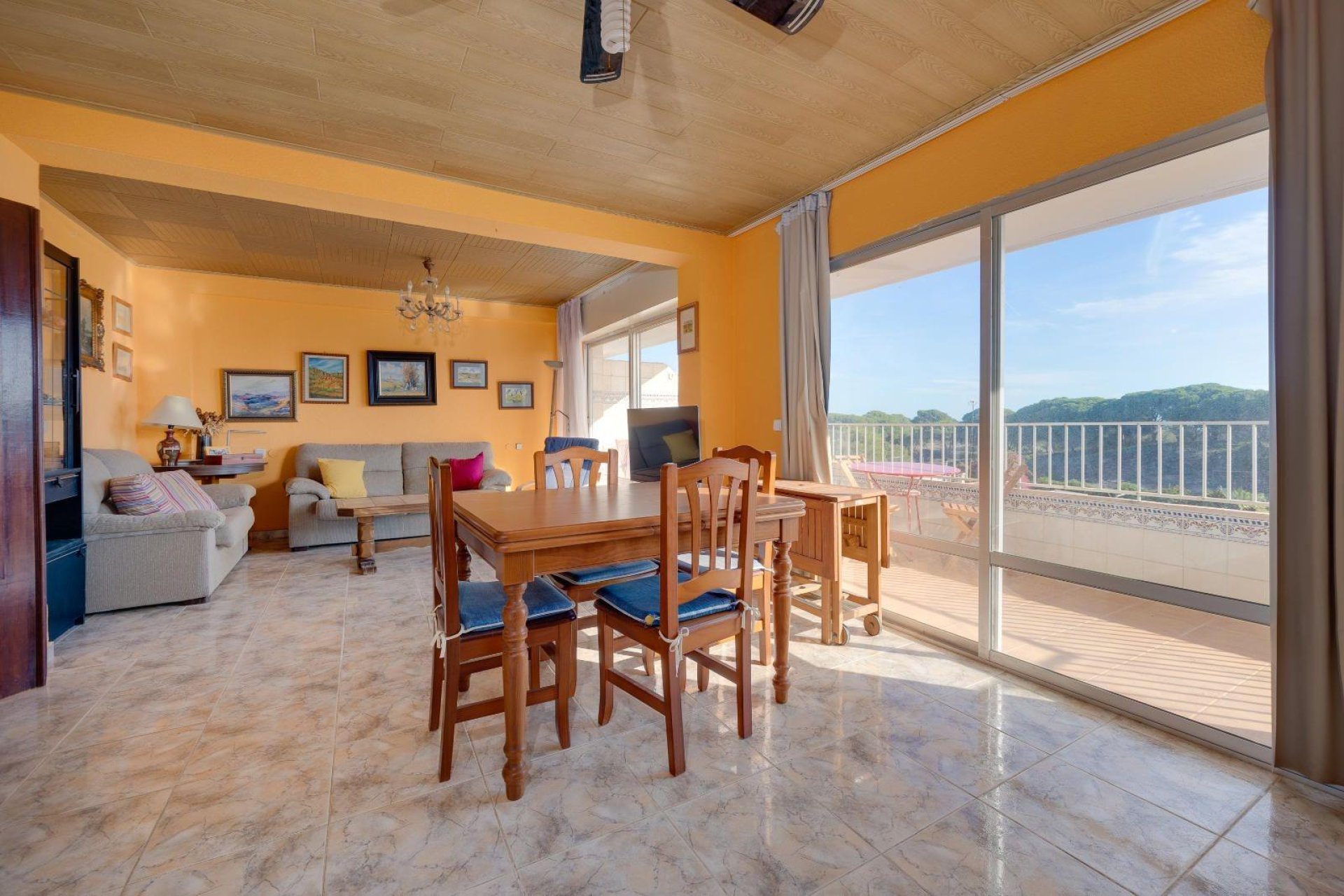 Revente - Appartement -
Guardamar del Segura - Pinomar