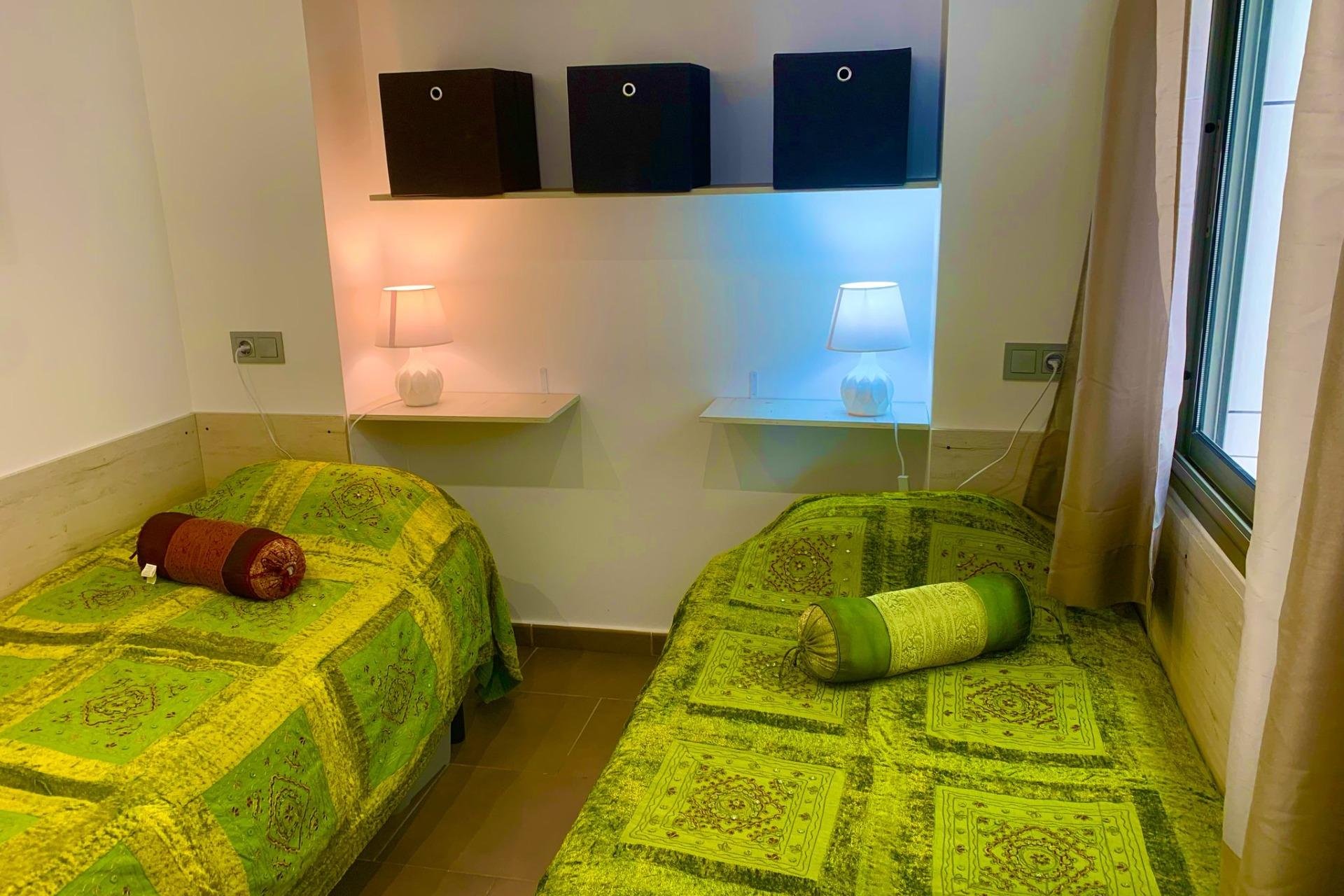 Revente - Appartement -
Guardamar del Segura - Pueblo