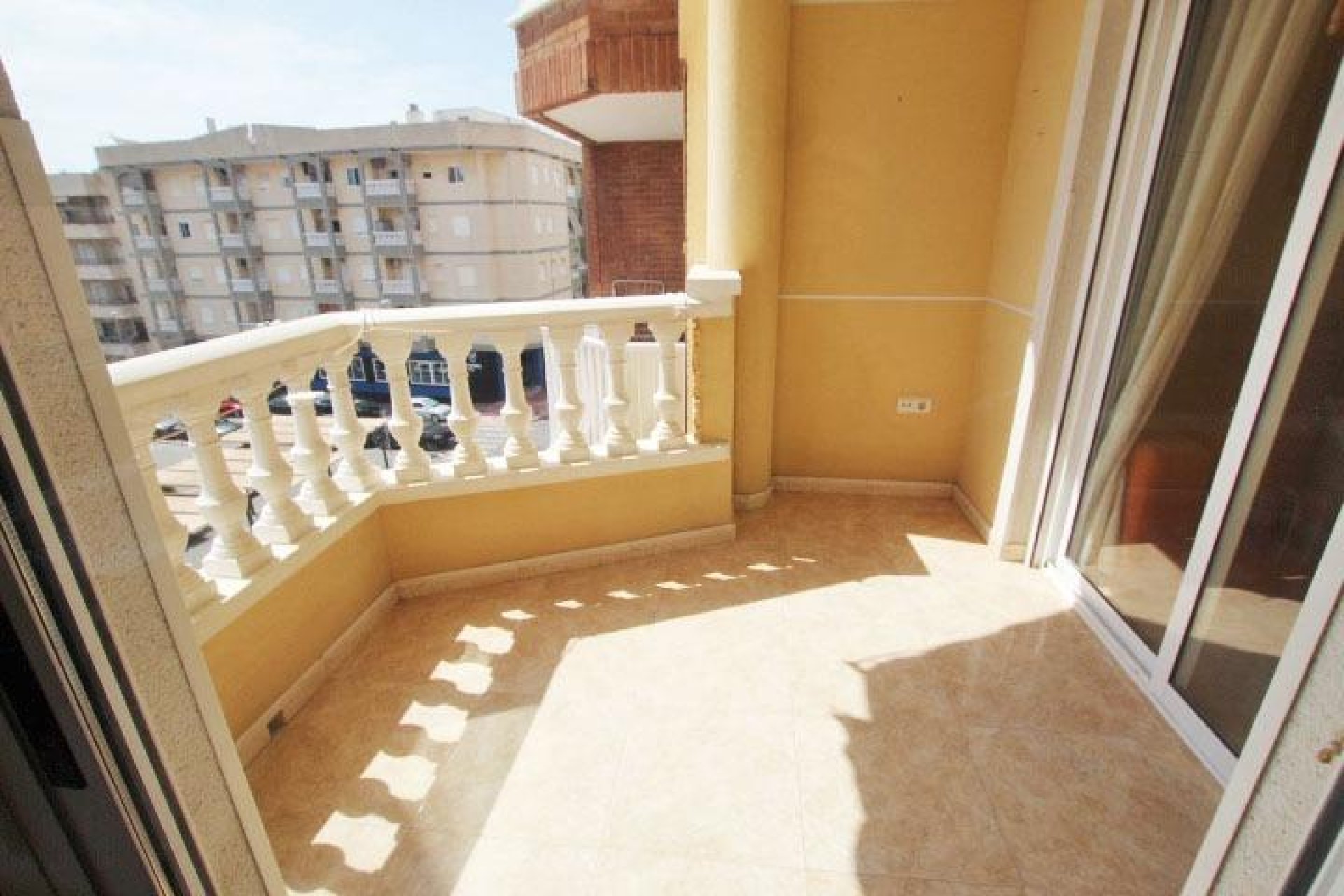 Revente - Appartement -
Guardamar del Segura - Pueblo