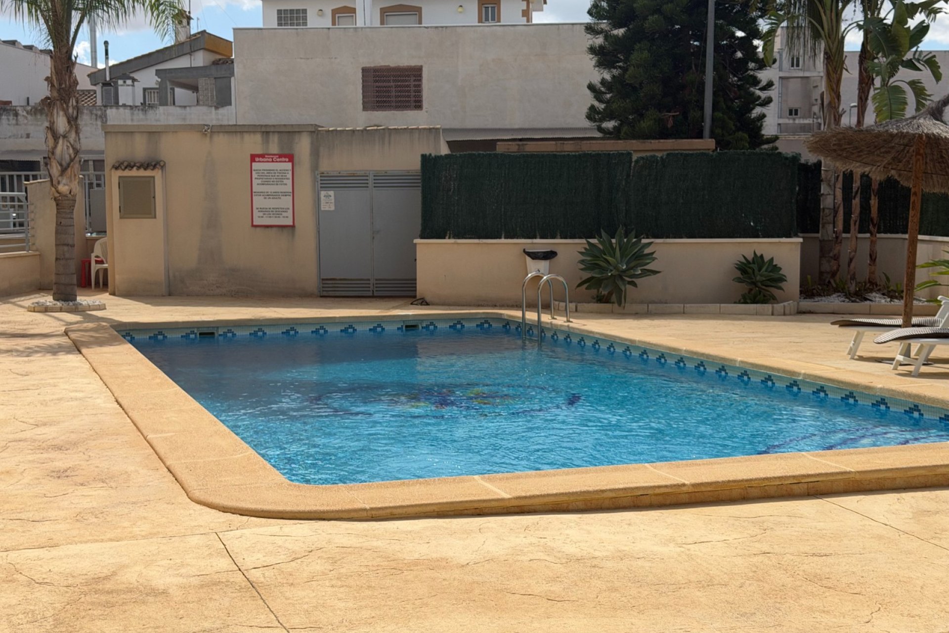 Revente - Appartement -
Jacarilla - Inland