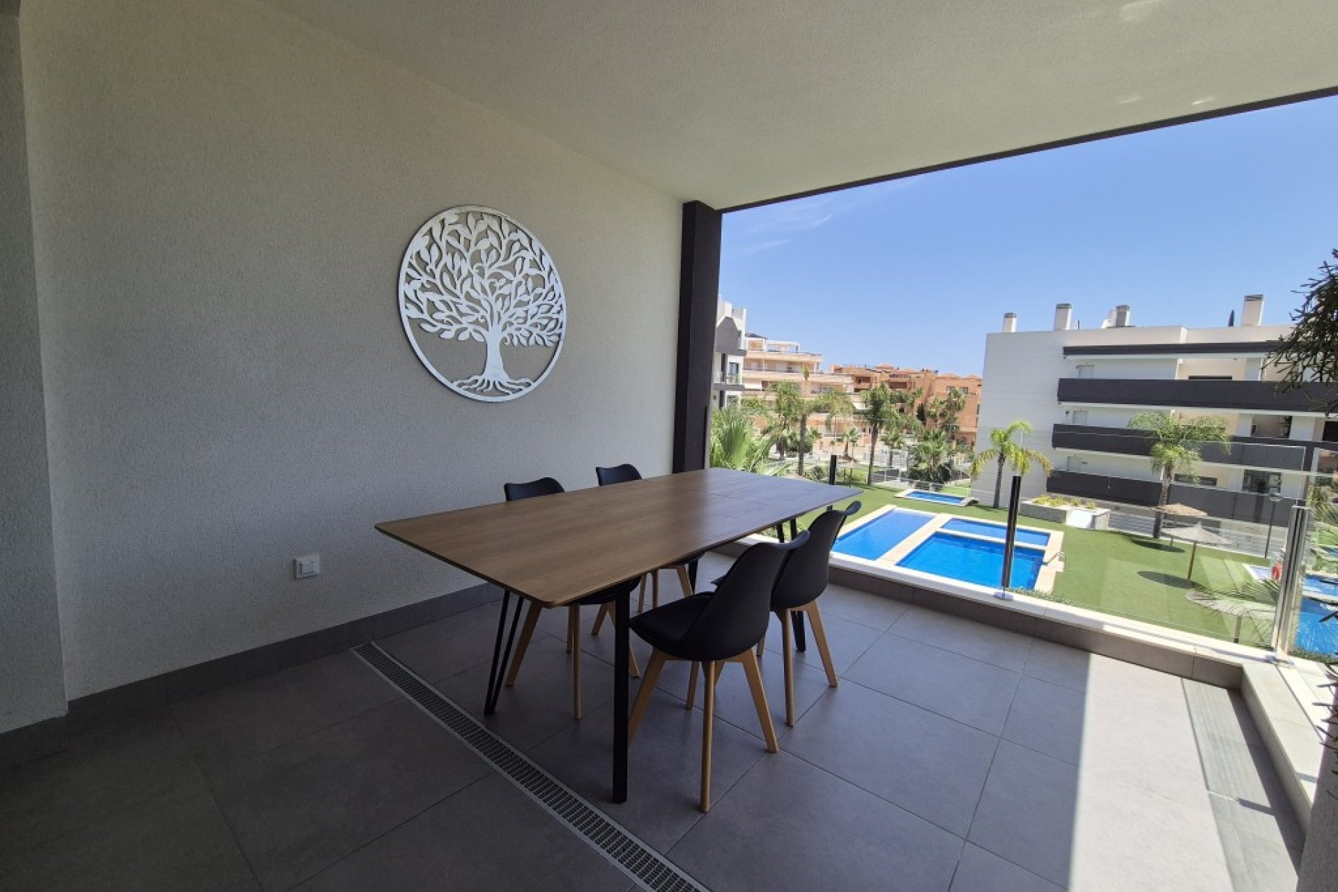 Revente - Appartement -
Las Filipinas - Inland