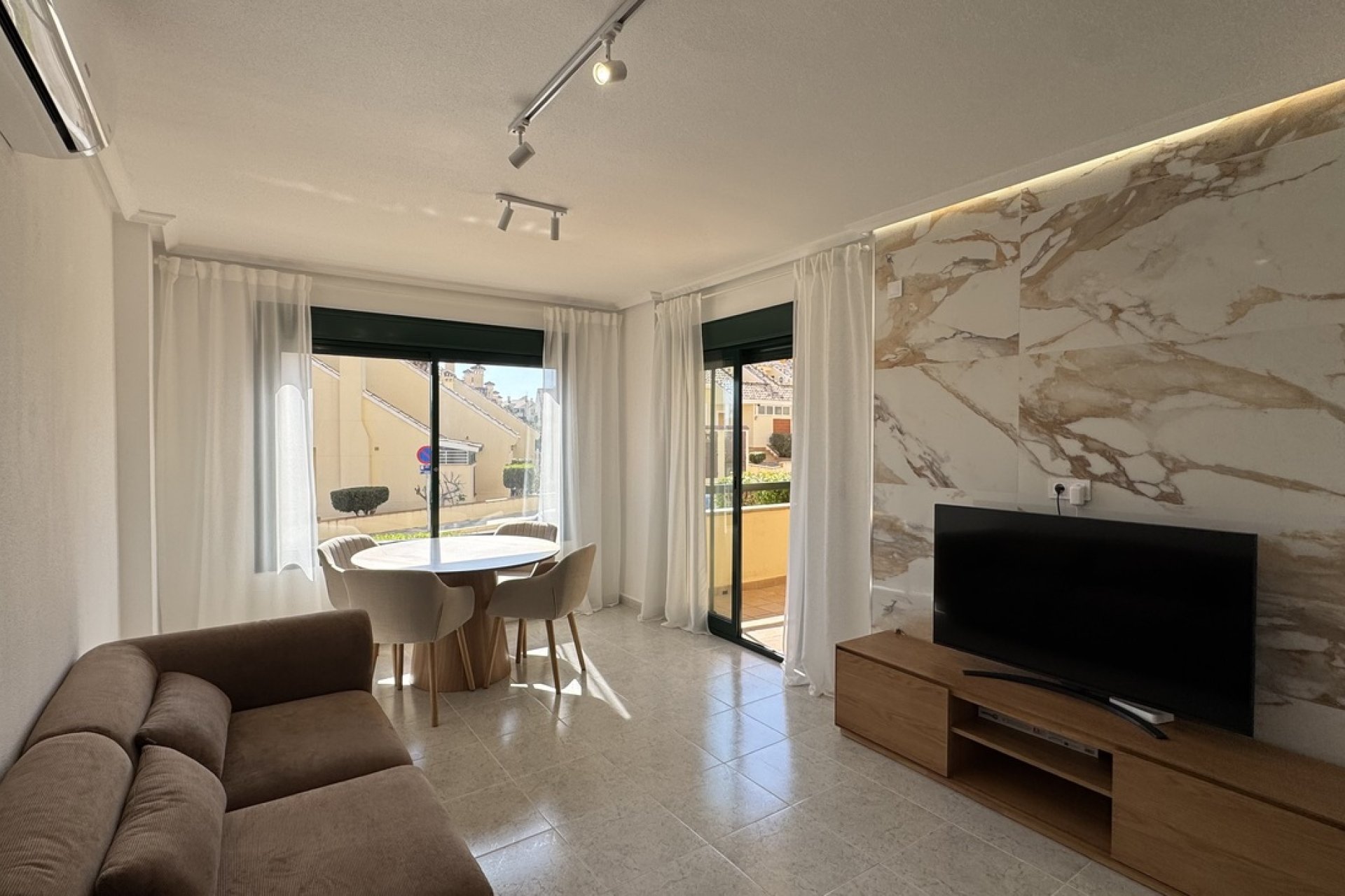Revente - Appartement -
Lomas De Campoamor - Costa Blanca