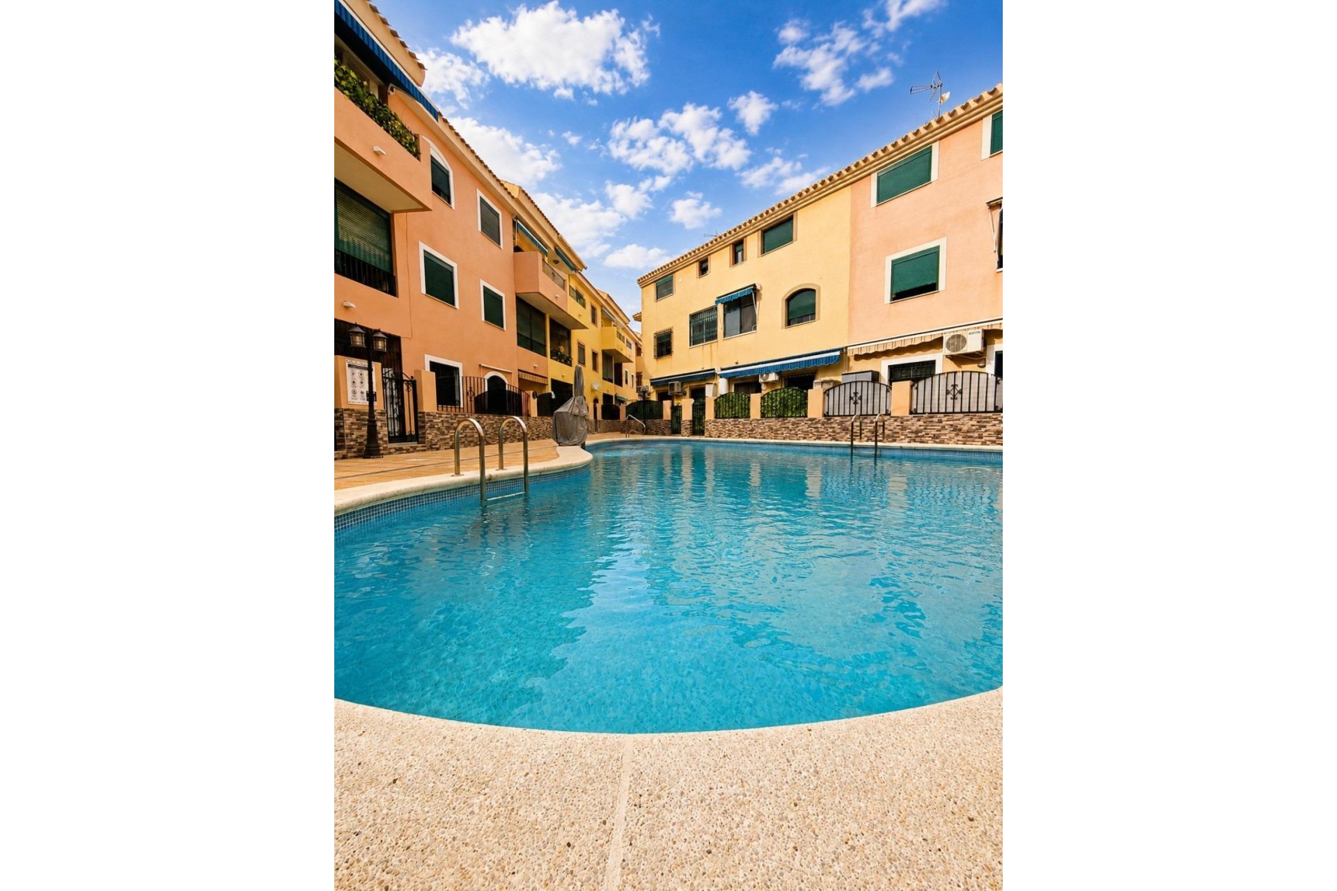 Revente - Appartement -
Los Alcazares - Los Narejos-punta Calera
