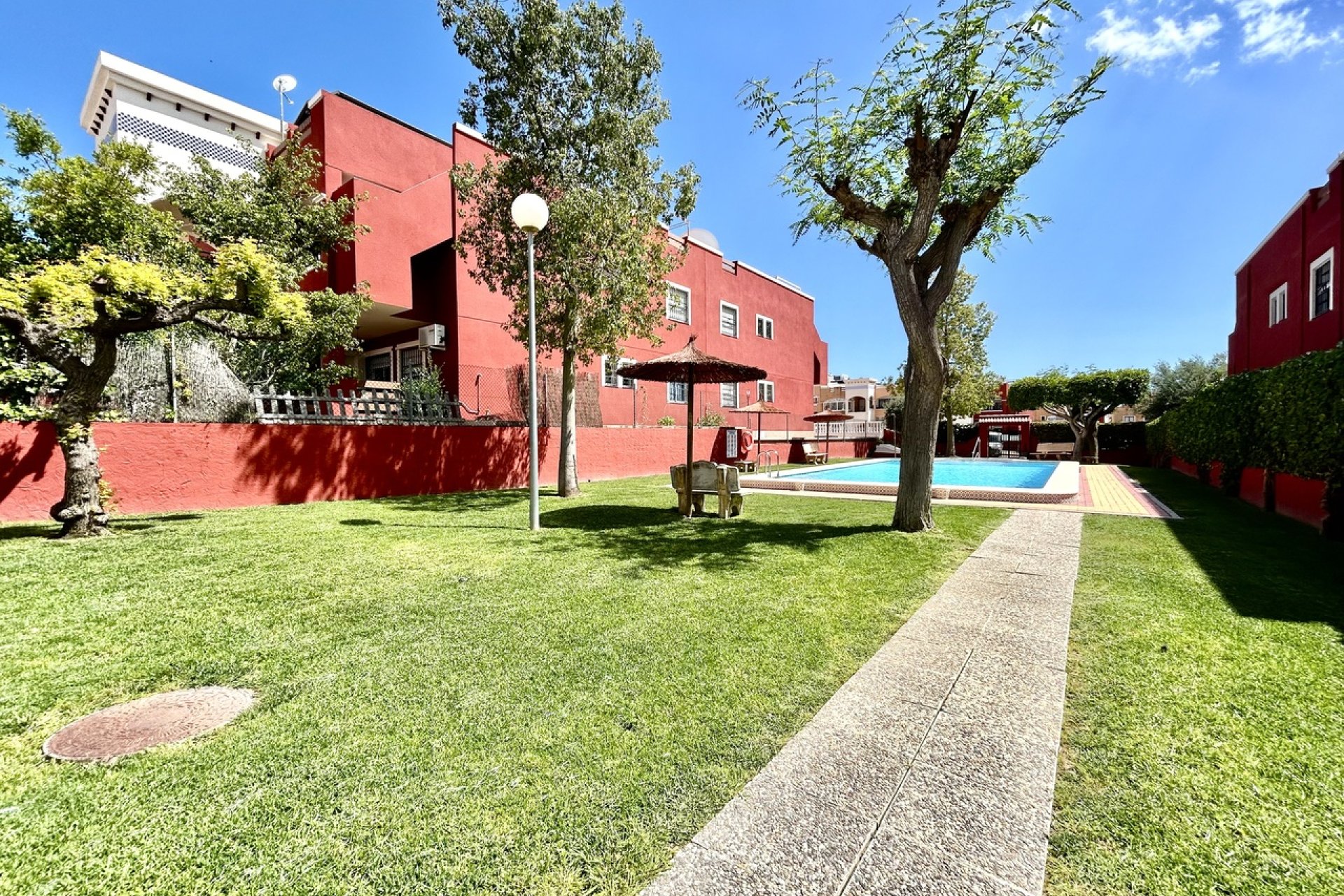 Revente - Appartement -
Los Altos - Costa Blanca