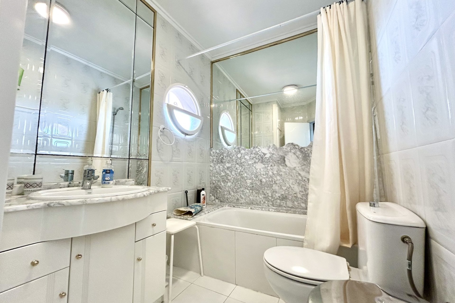 Revente - Appartement -
Los Altos - Costa Blanca