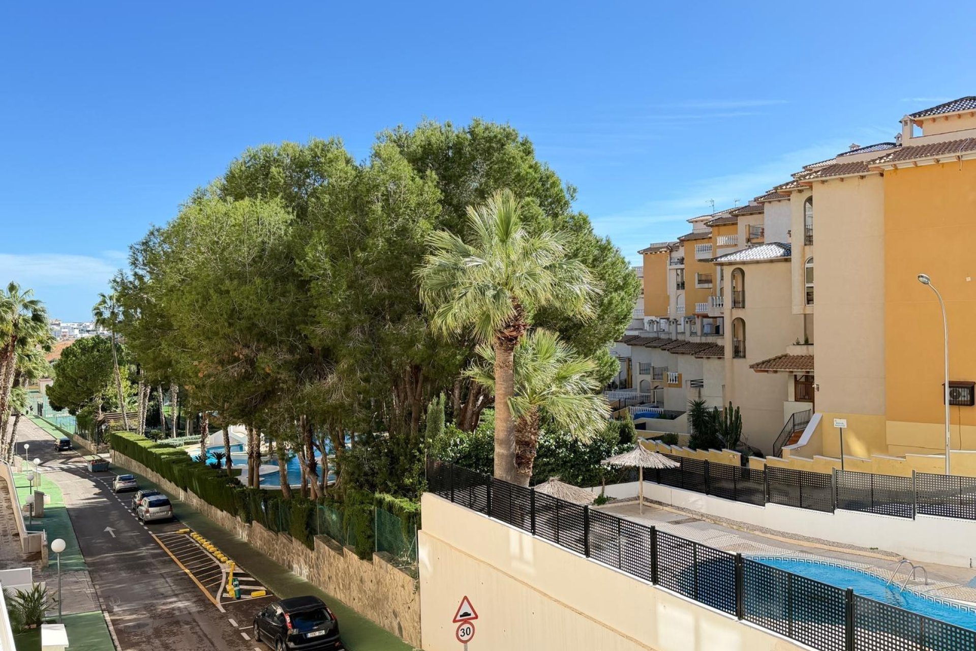 Revente - Appartement -
Orihuela Costa - Altos De Campoamor