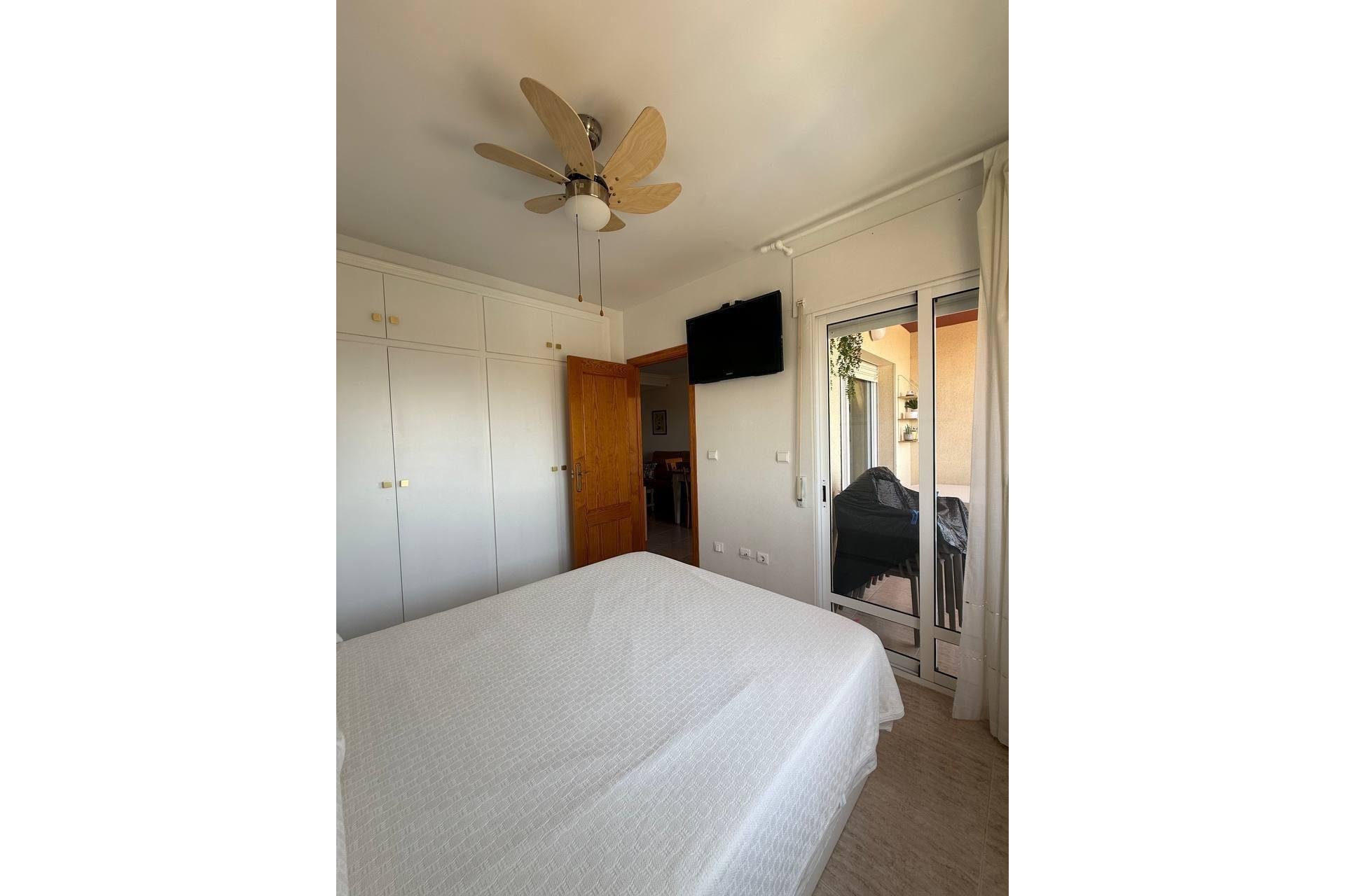 Revente - Appartement -
Orihuela Costa - Campoamor