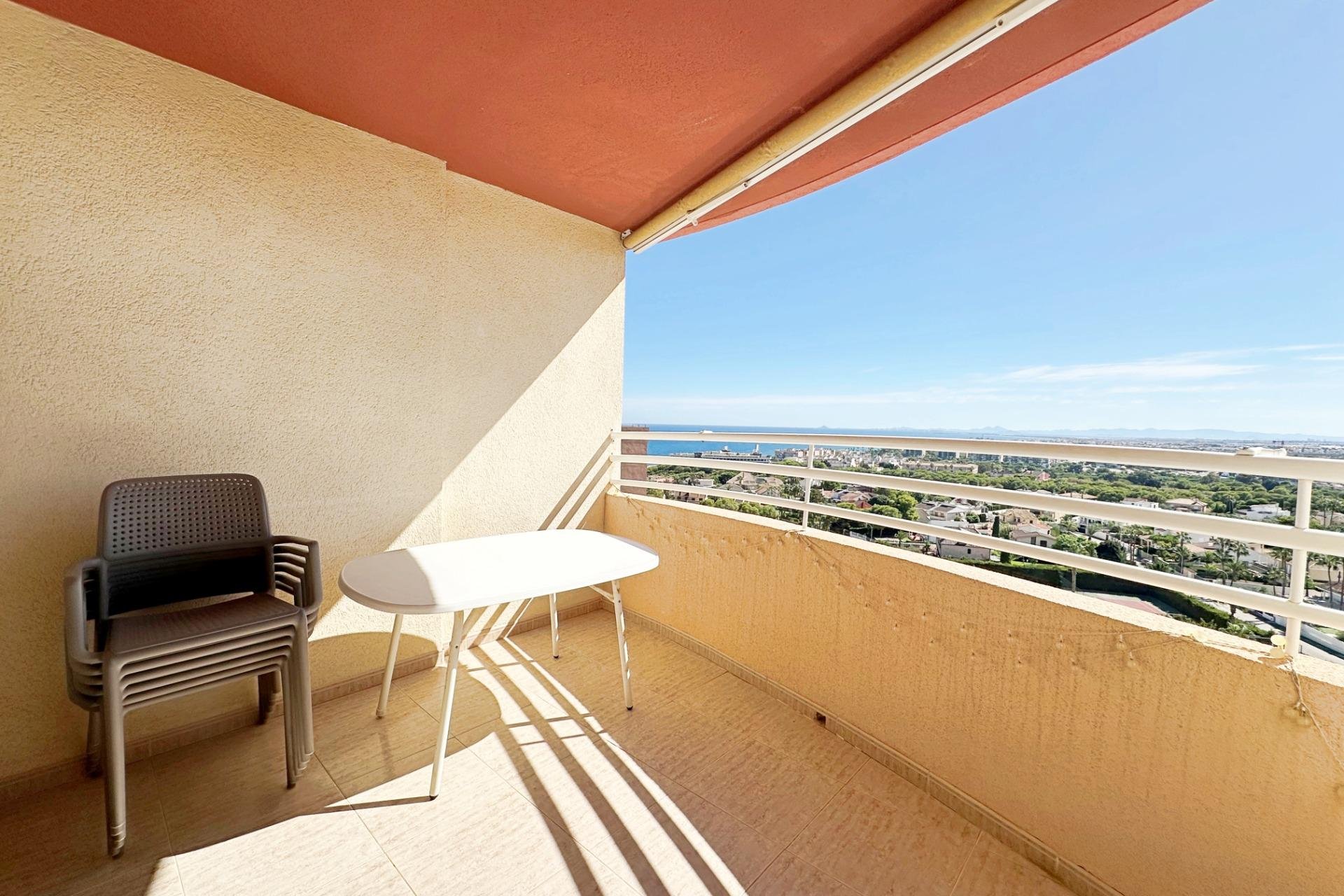 Revente - Appartement -
Orihuela Costa - Campoamor