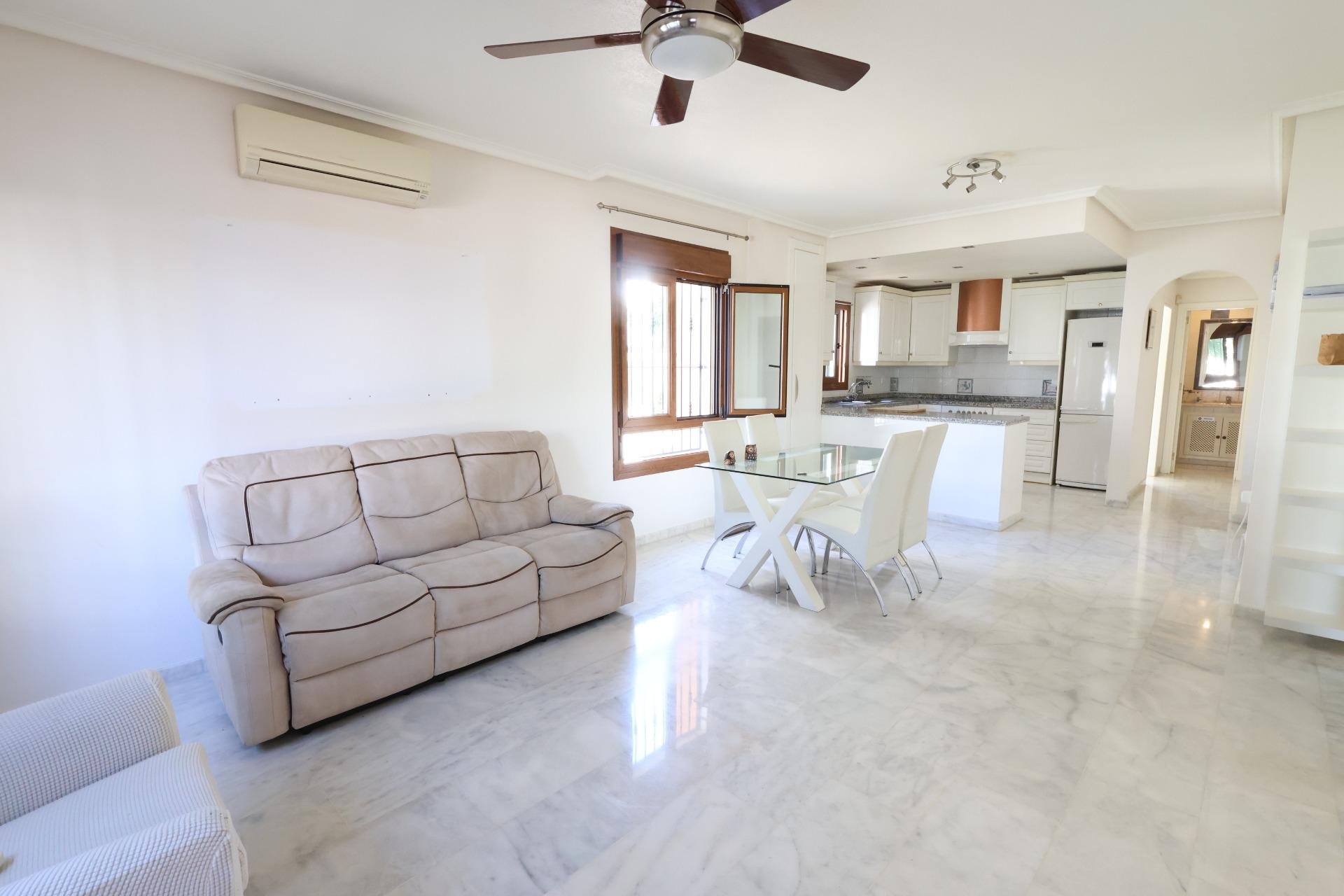 Revente - Appartement -
Orihuela Costa - Costa Blanca