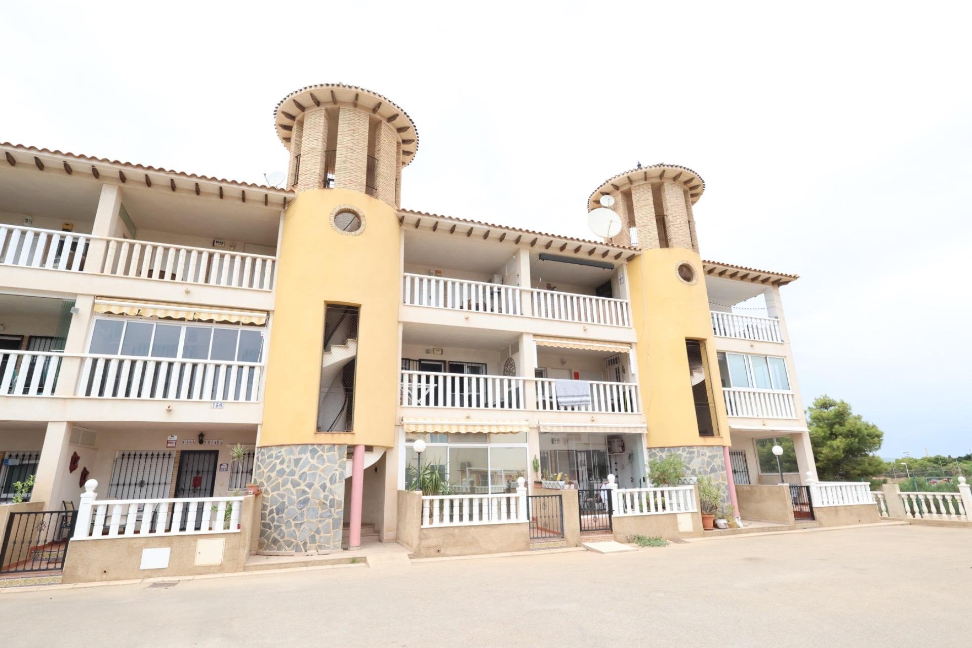 Revente - Appartement -
Orihuela Costa - Costa Blanca
