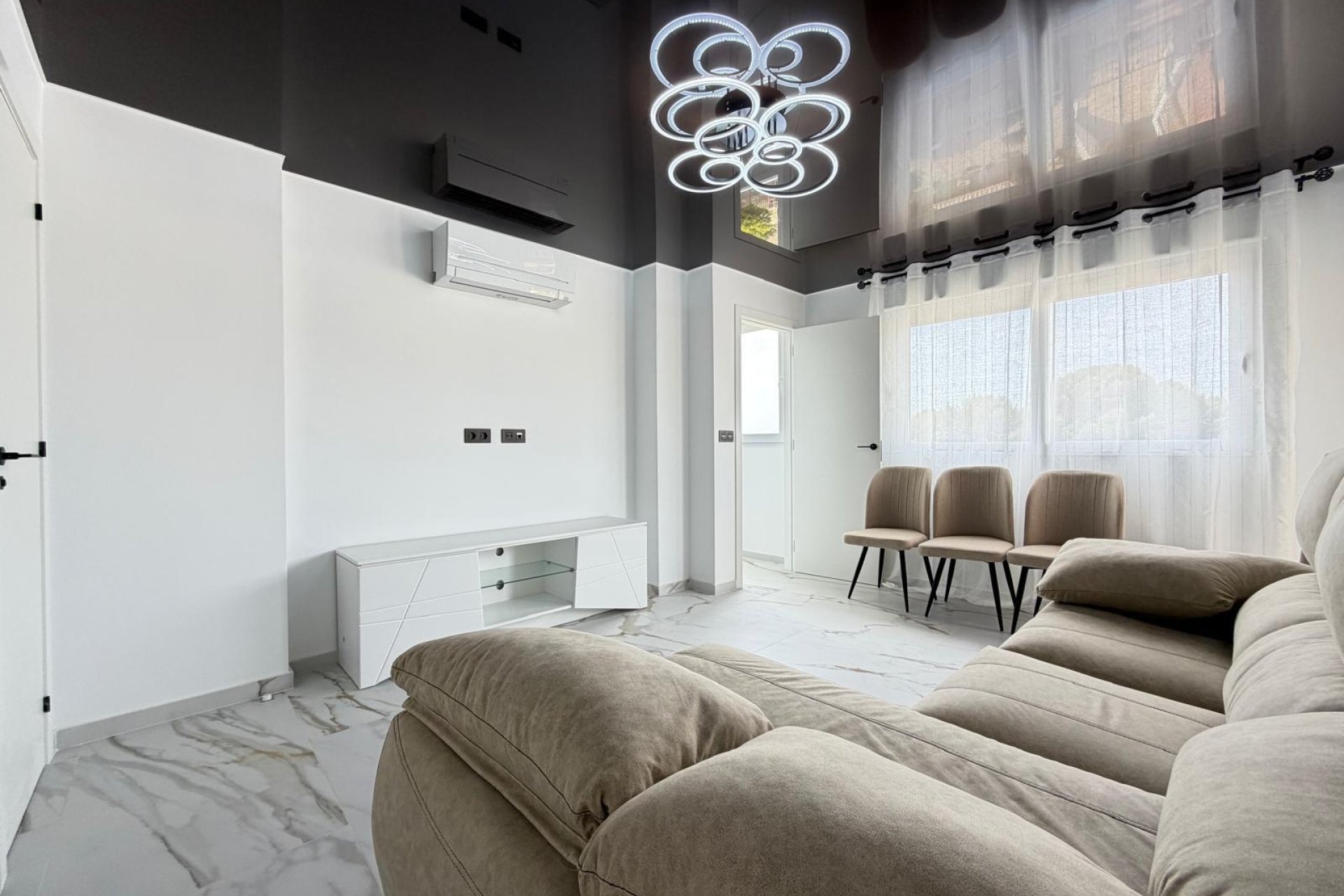 Revente - Appartement -
Orihuela Costa - La Zenia