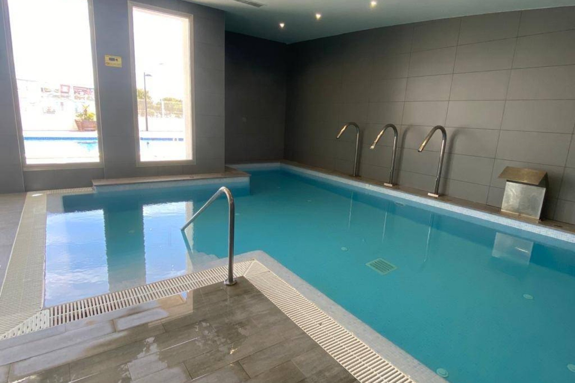 Revente - Appartement -
Orihuela Costa - Villamartín