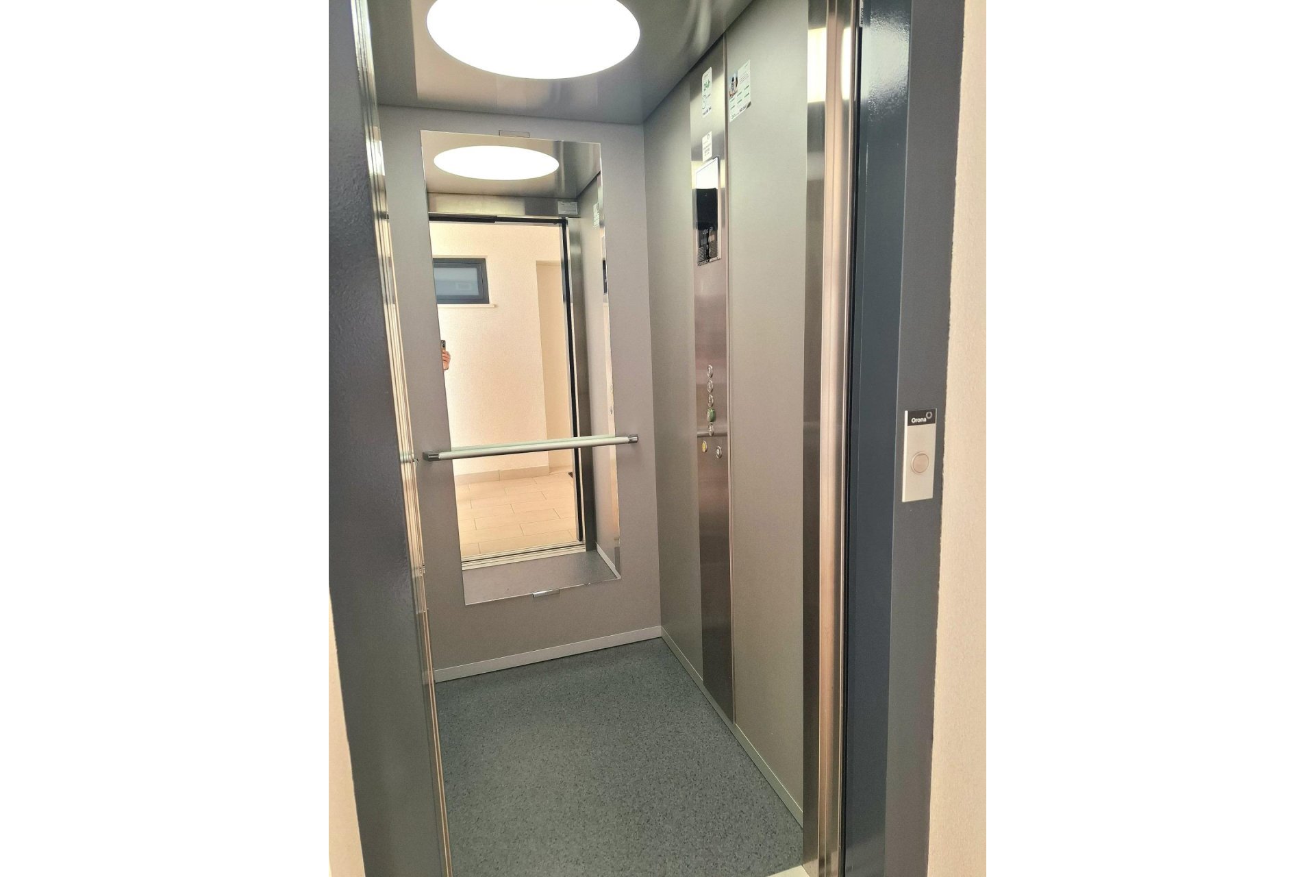 Revente - Appartement -
Orihuela Costa - Villamartín