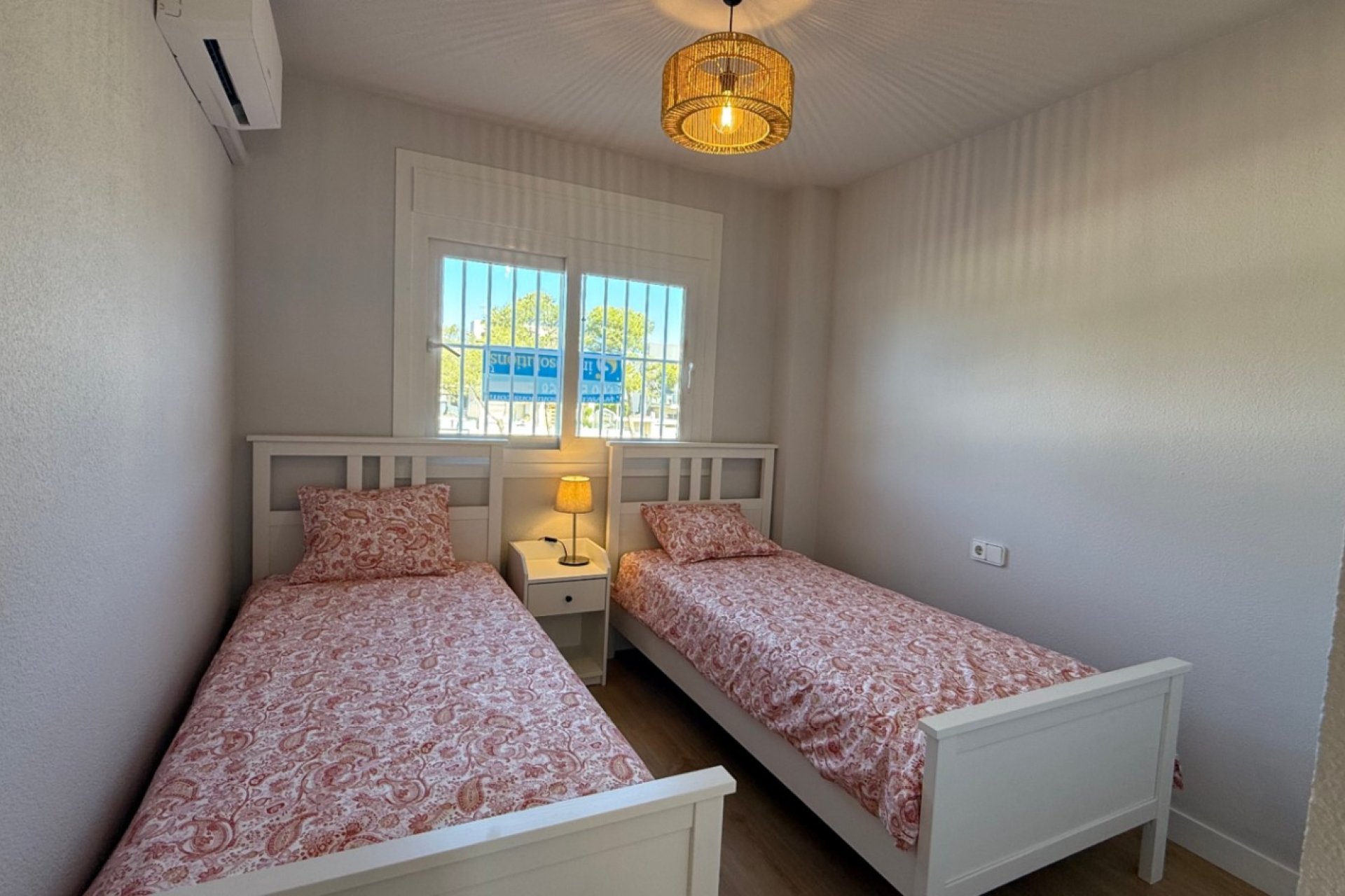 Revente - Appartement -
Orihuela - Inland