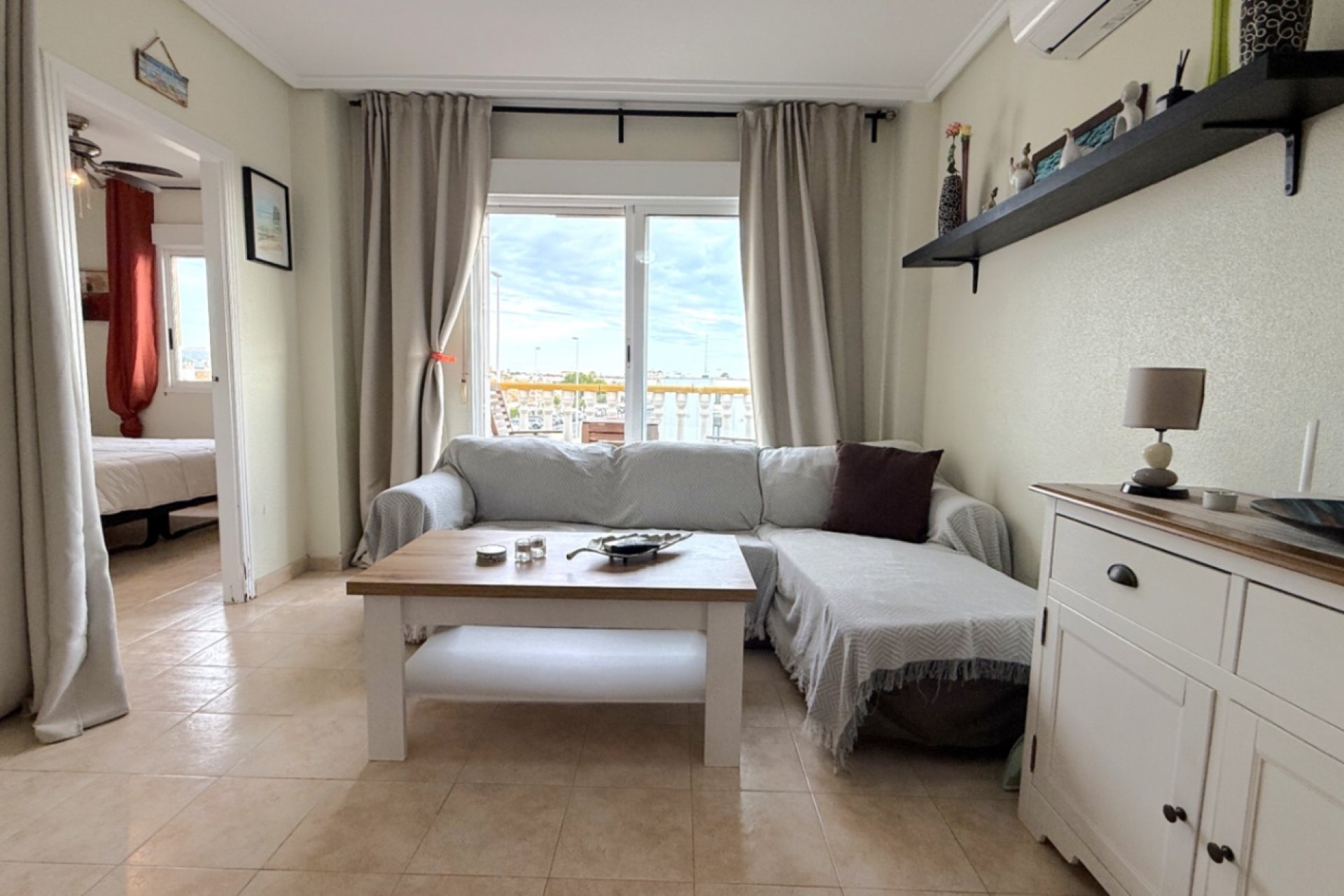 Revente - Appartement -
Orihuela - Inland