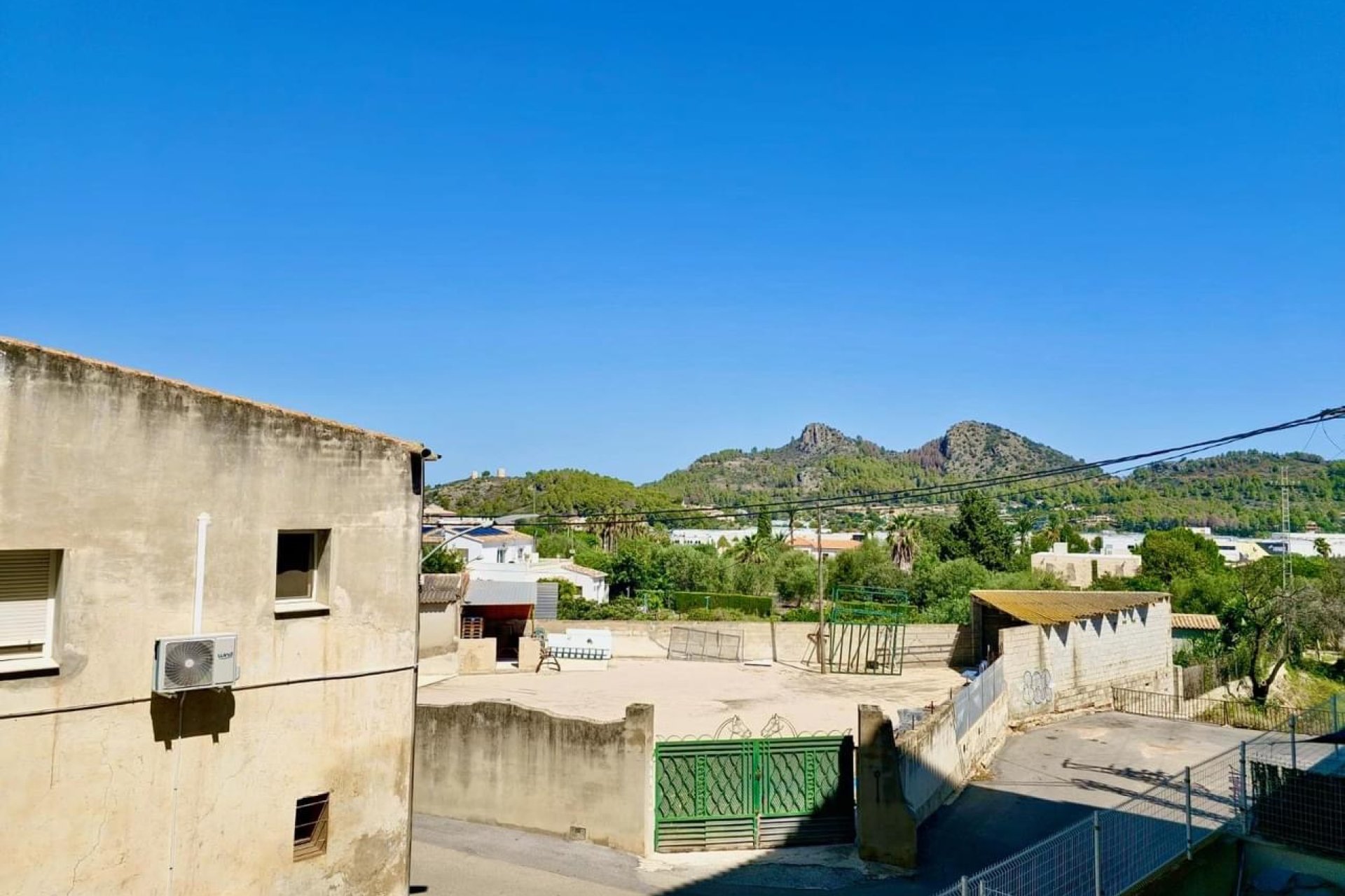 Revente - Appartement -
Pedreguer - Inland