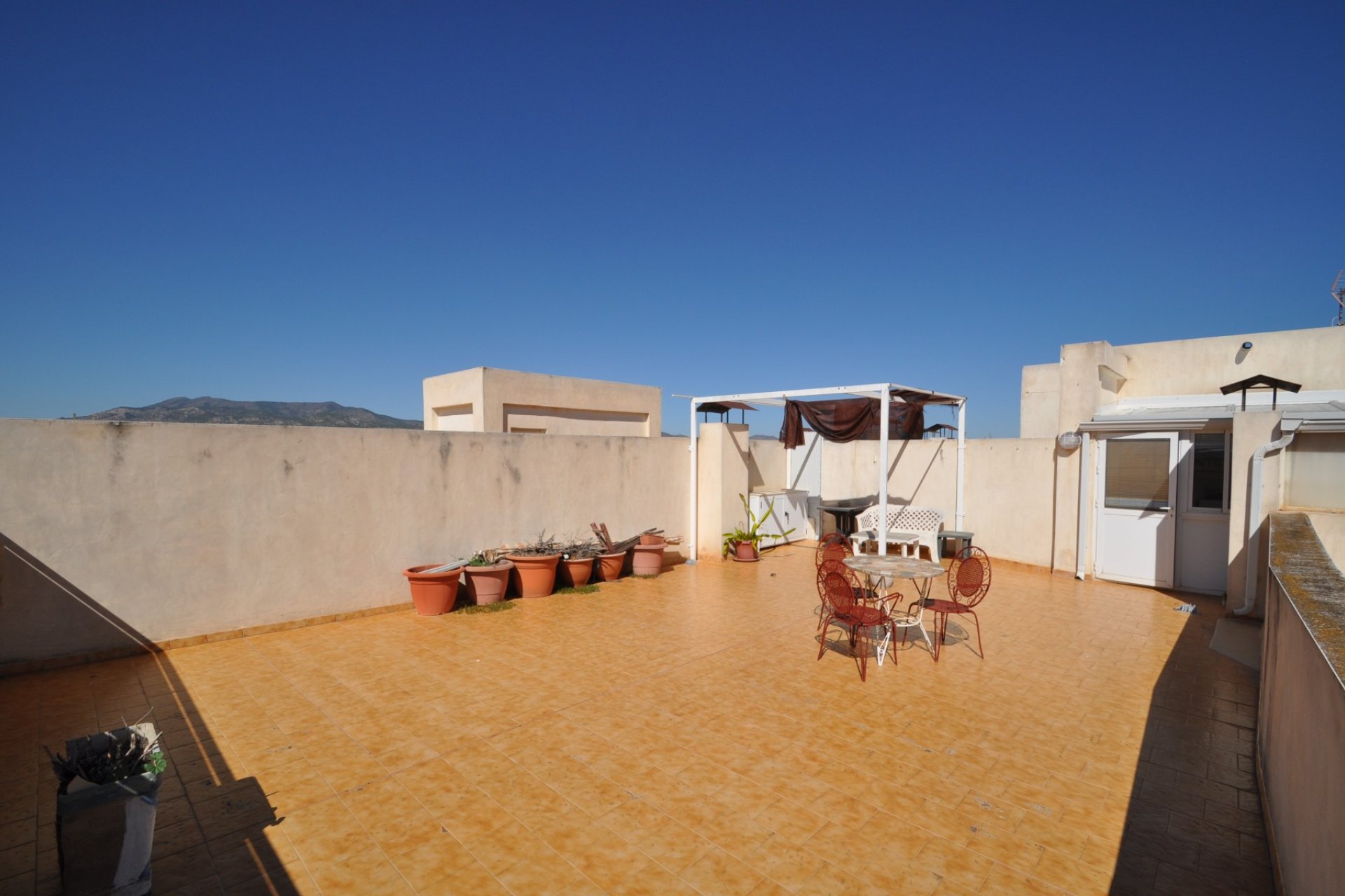 Revente - Appartement -
Pinoso - Inland