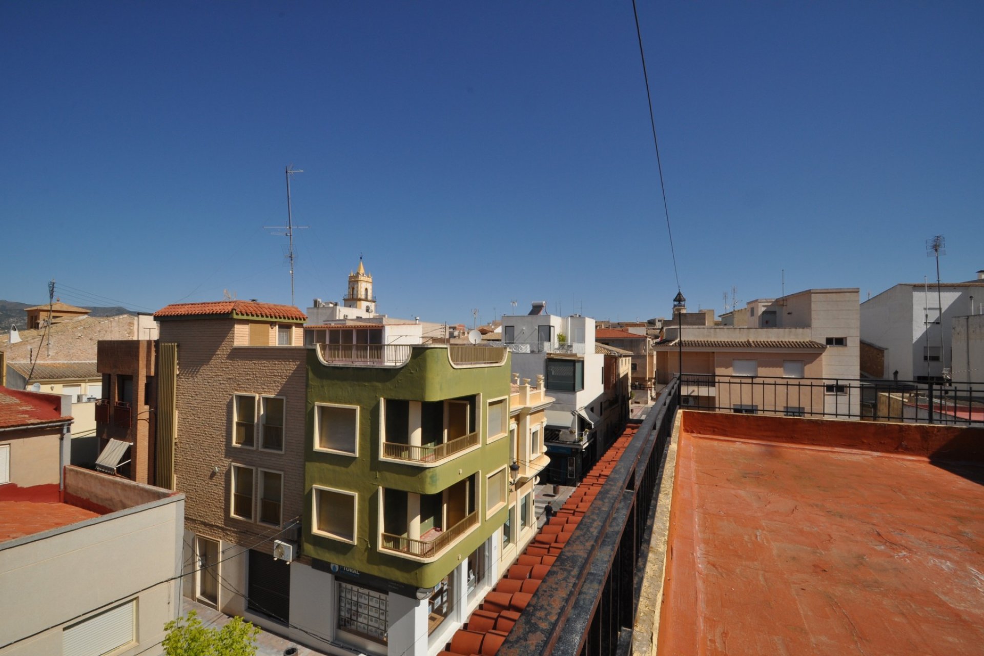 Revente - Appartement -
Pinoso - Inland